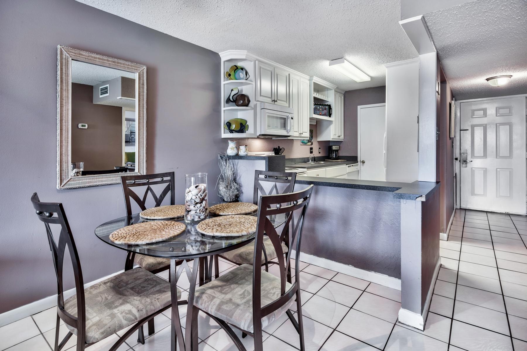 TRADEWIND CONDOS - Residential