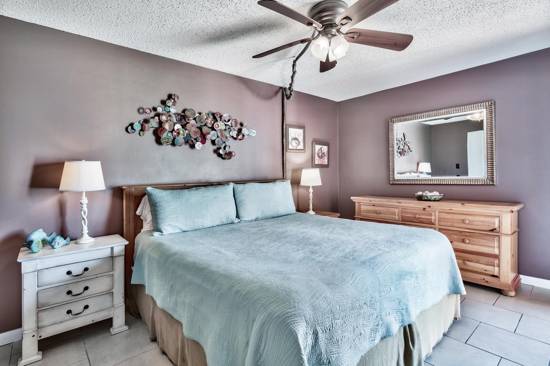 TRADEWIND CONDOS - Residential