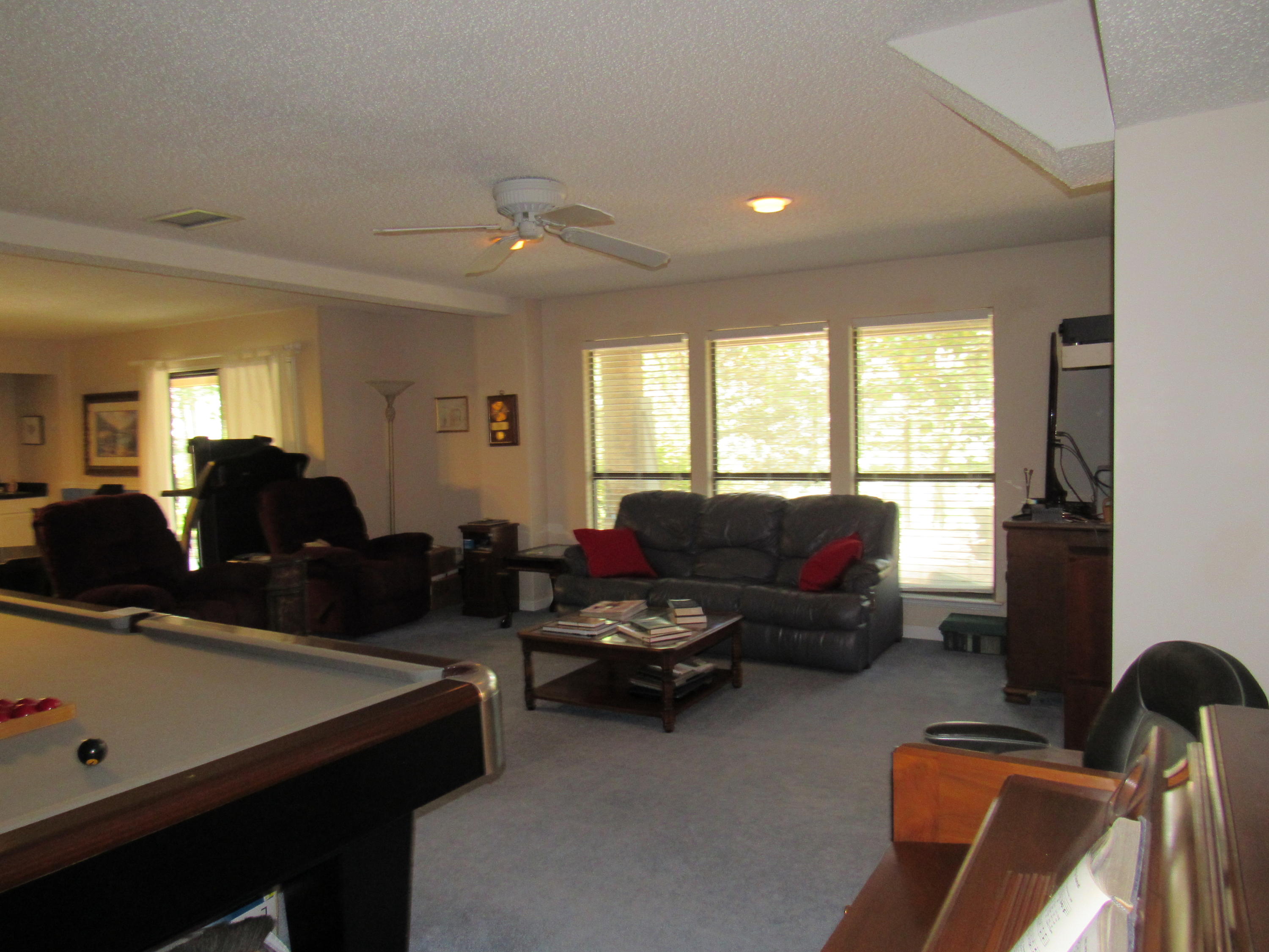 ROCKY BAYOU COUNTRY CLUB ESTATES 1 - Residential