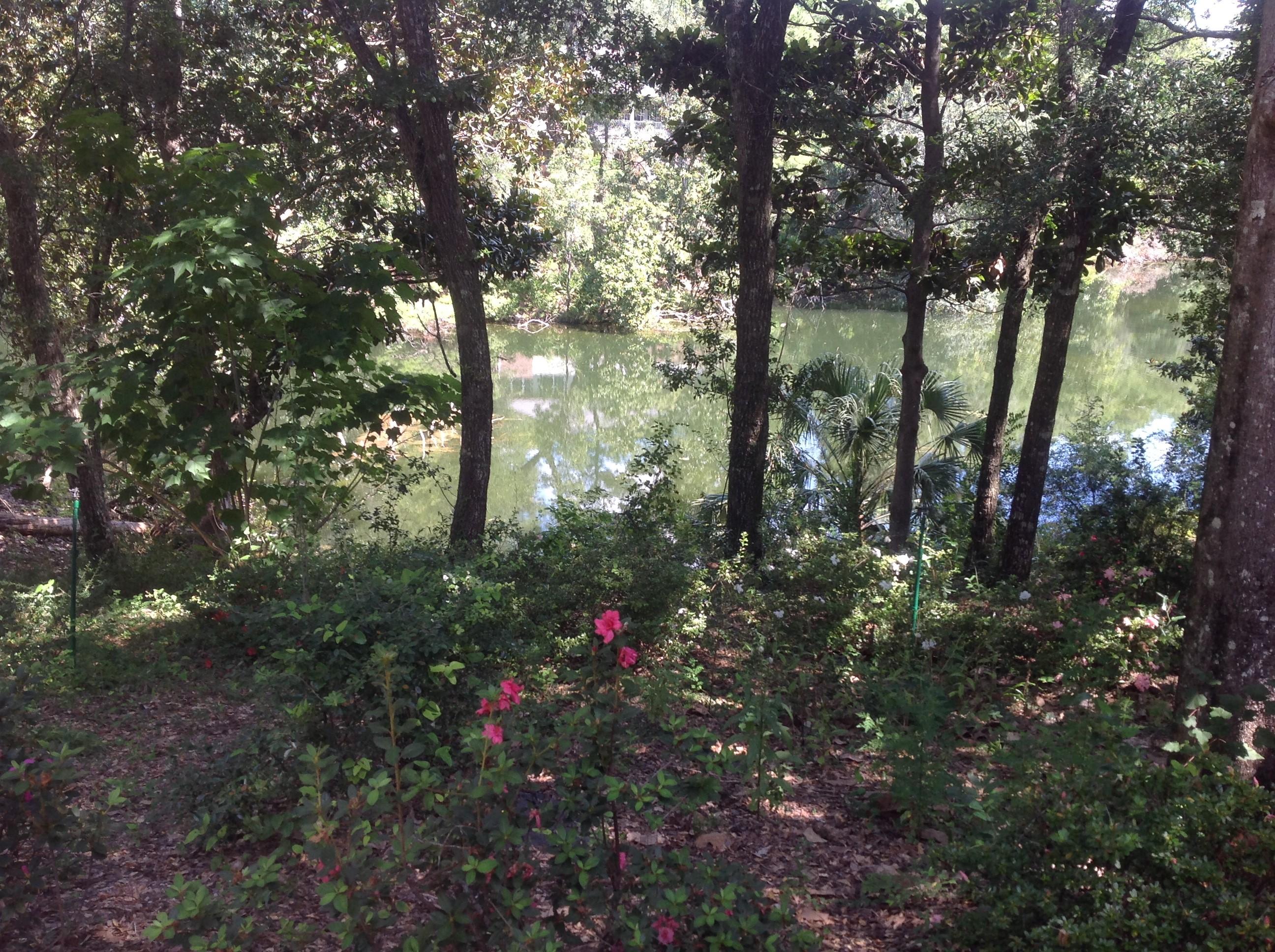 ROCKY BAYOU COUNTRY CLUB ESTATES 1 - Residential