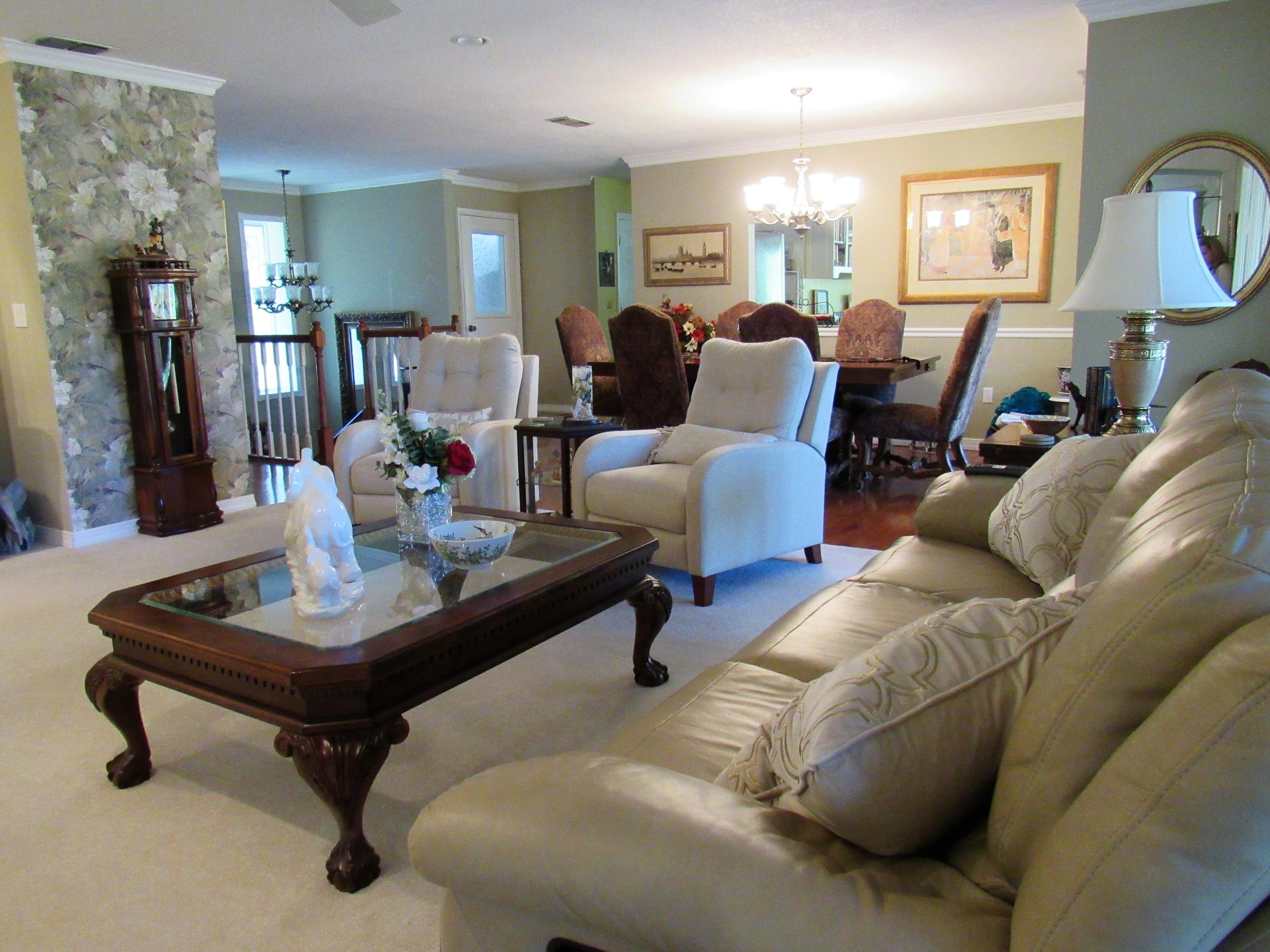 ROCKY BAYOU COUNTRY CLUB ESTATES 1 - Residential