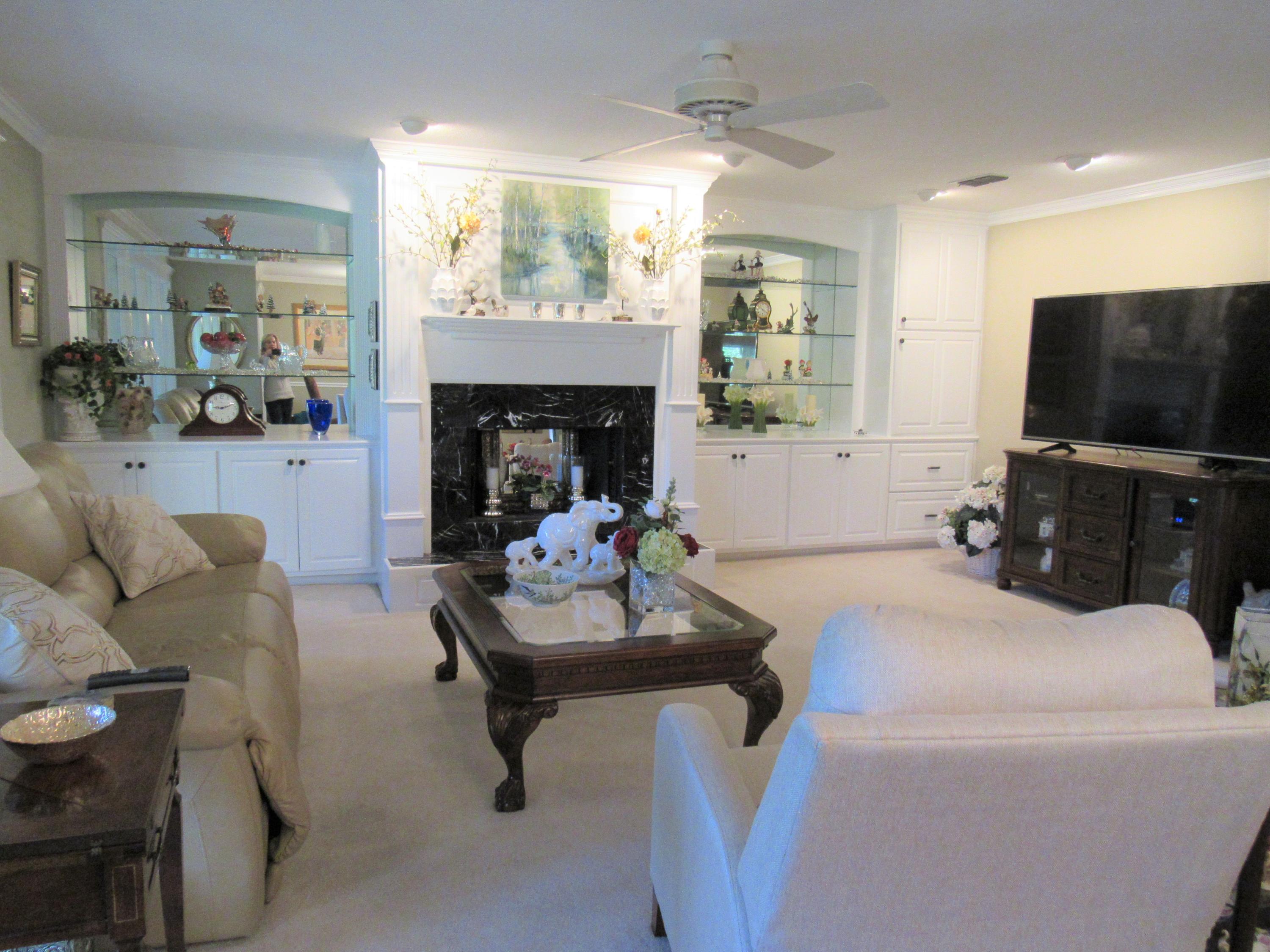 ROCKY BAYOU COUNTRY CLUB ESTATES 1 - Residential