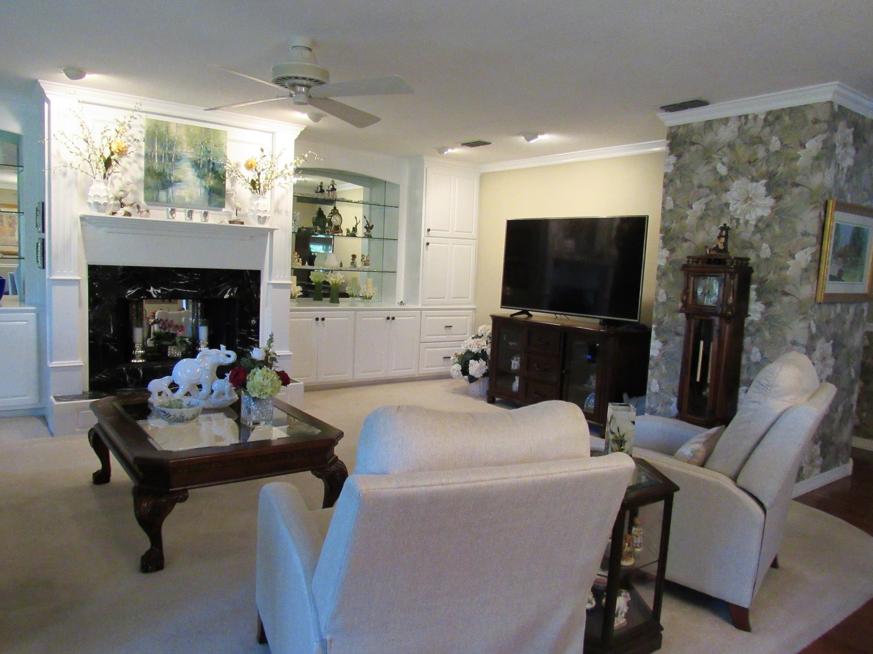 ROCKY BAYOU COUNTRY CLUB ESTATES 1 - Residential