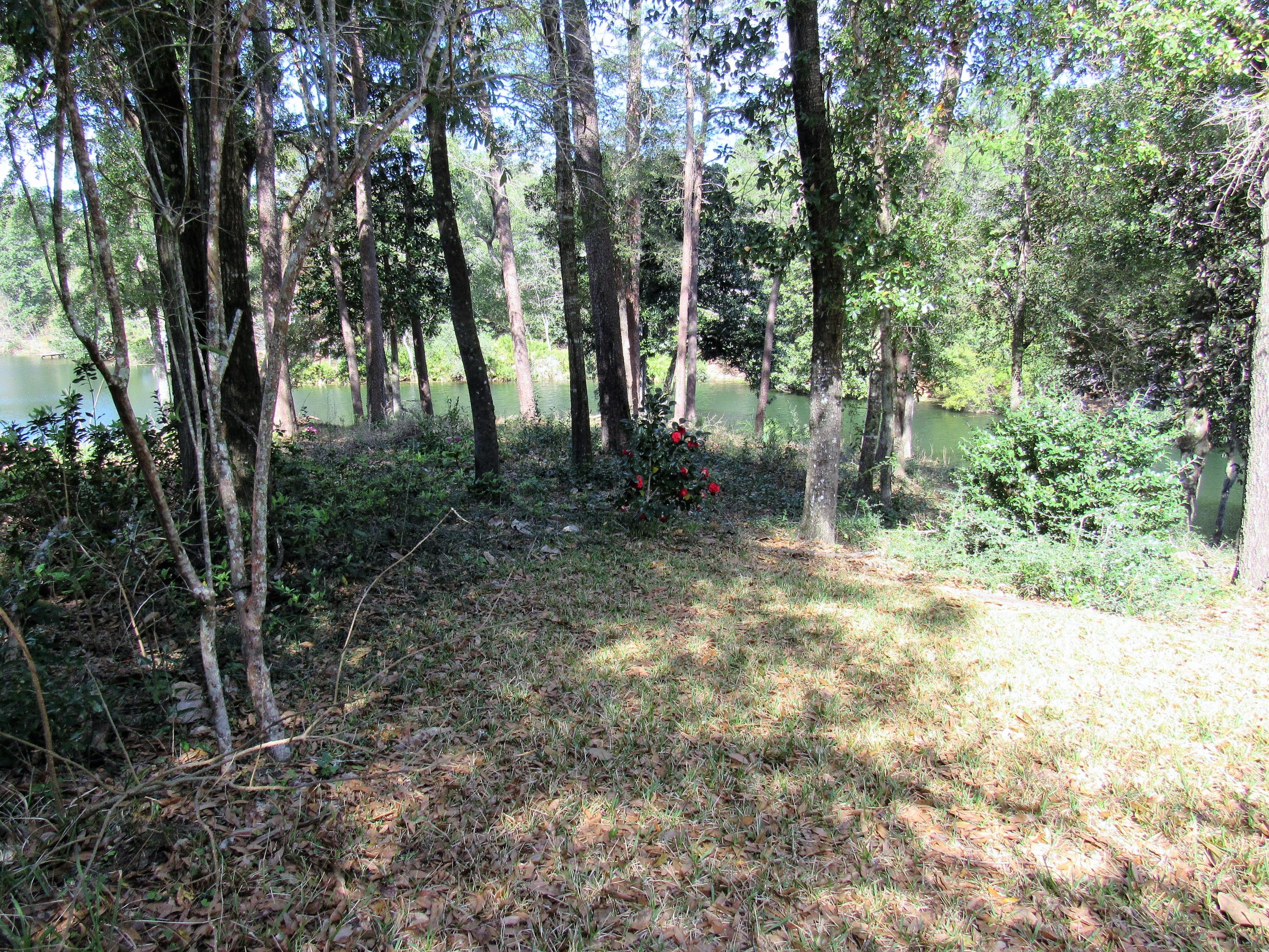 ROCKY BAYOU COUNTRY CLUB ESTATES 1 - Residential