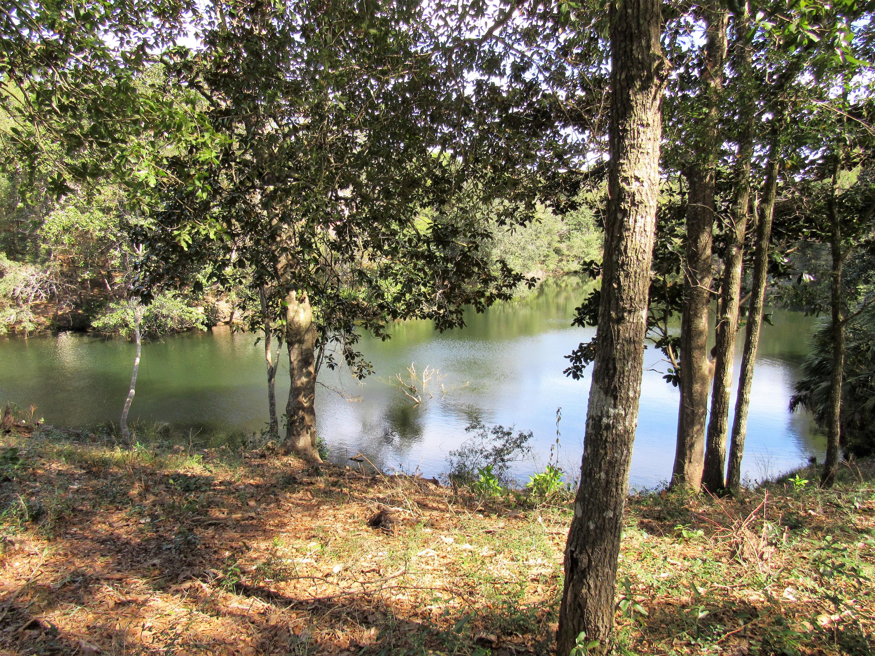 ROCKY BAYOU COUNTRY CLUB ESTATES 1 - Residential