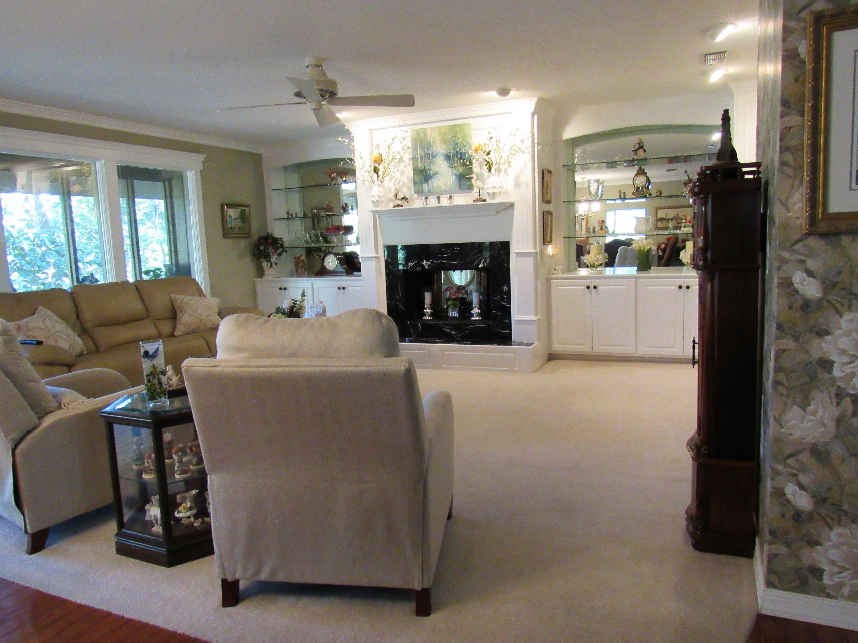 ROCKY BAYOU COUNTRY CLUB ESTATES 1 - Residential