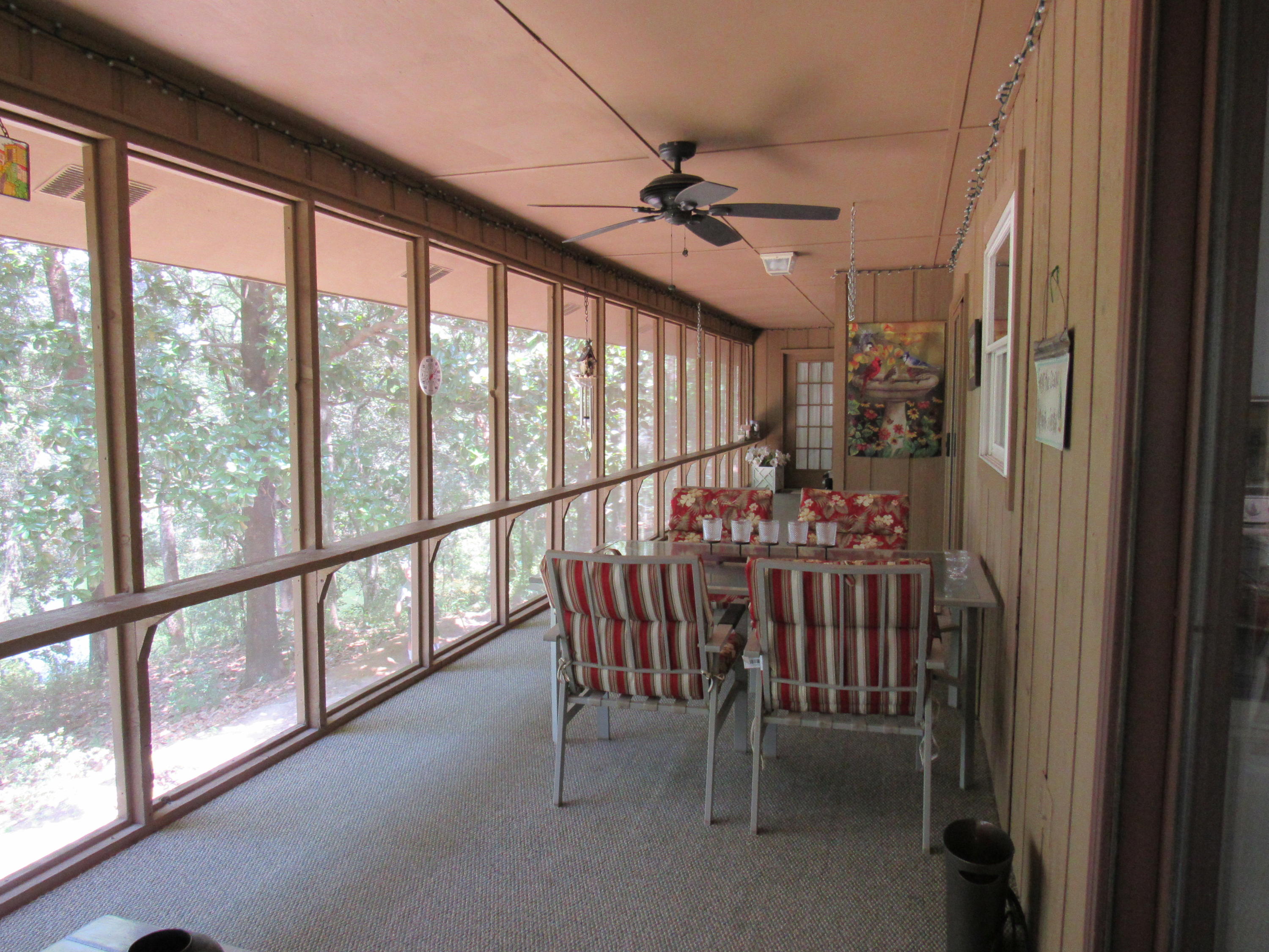 ROCKY BAYOU COUNTRY CLUB ESTATES 1 - Residential