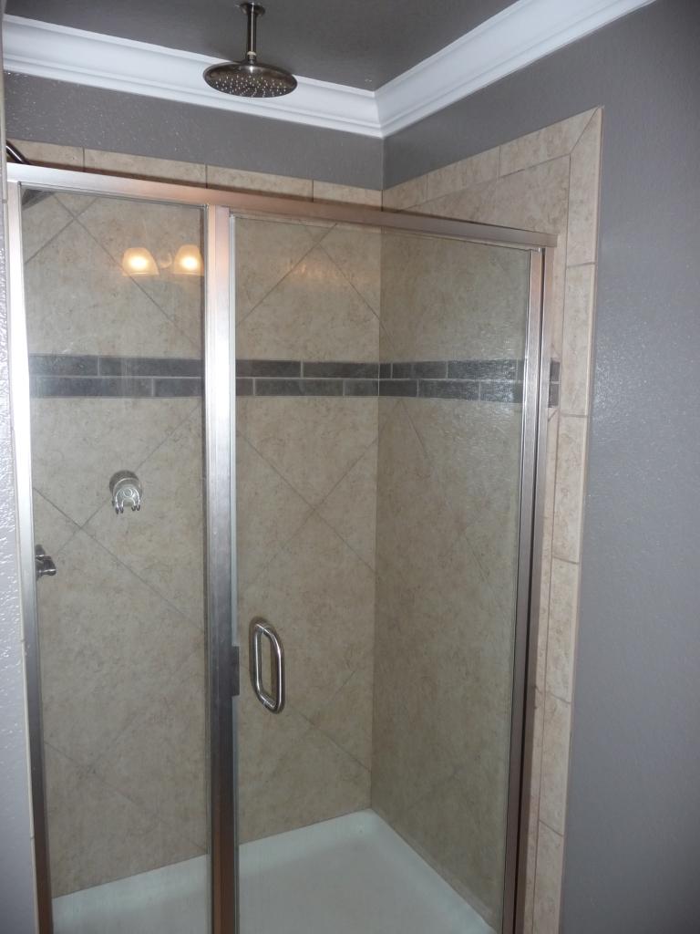 PINECREST HILLS - Residential