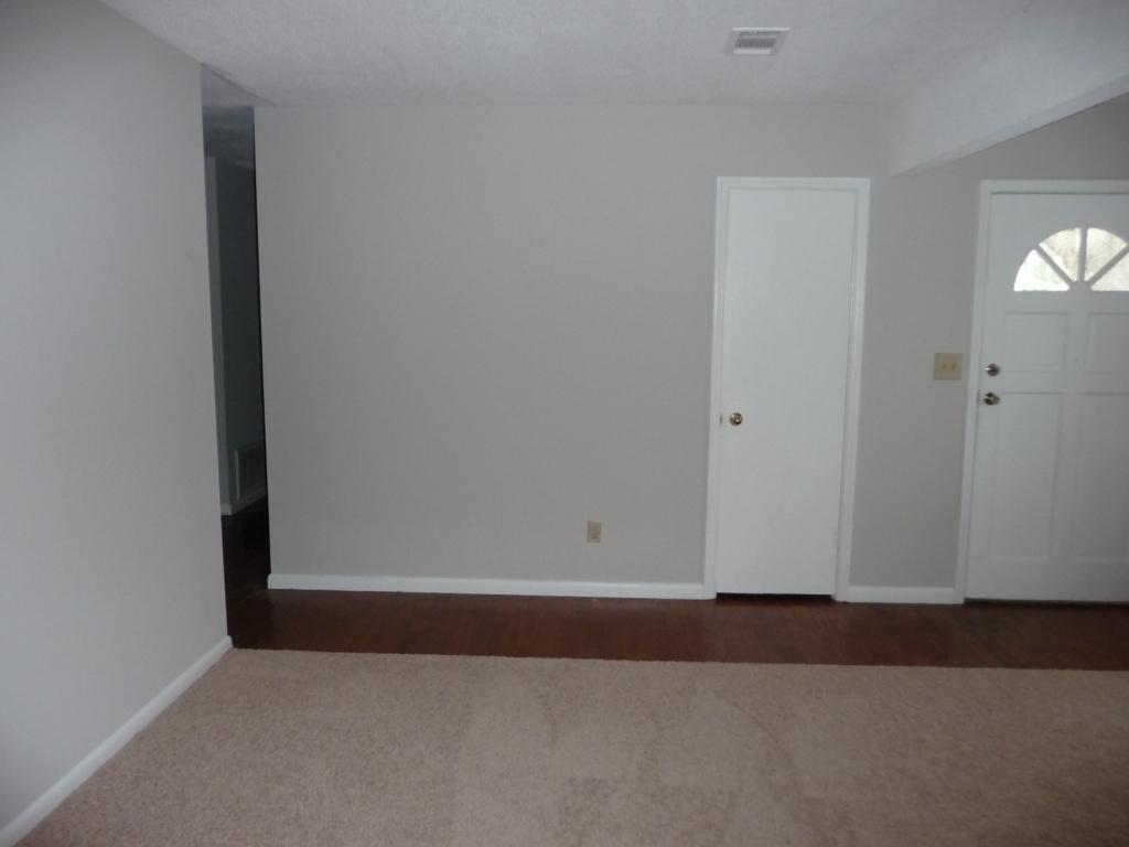 PINECREST HILLS - Residential