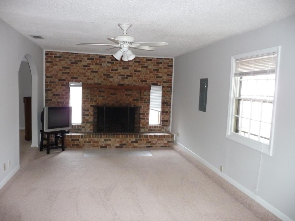 PINECREST HILLS - Residential