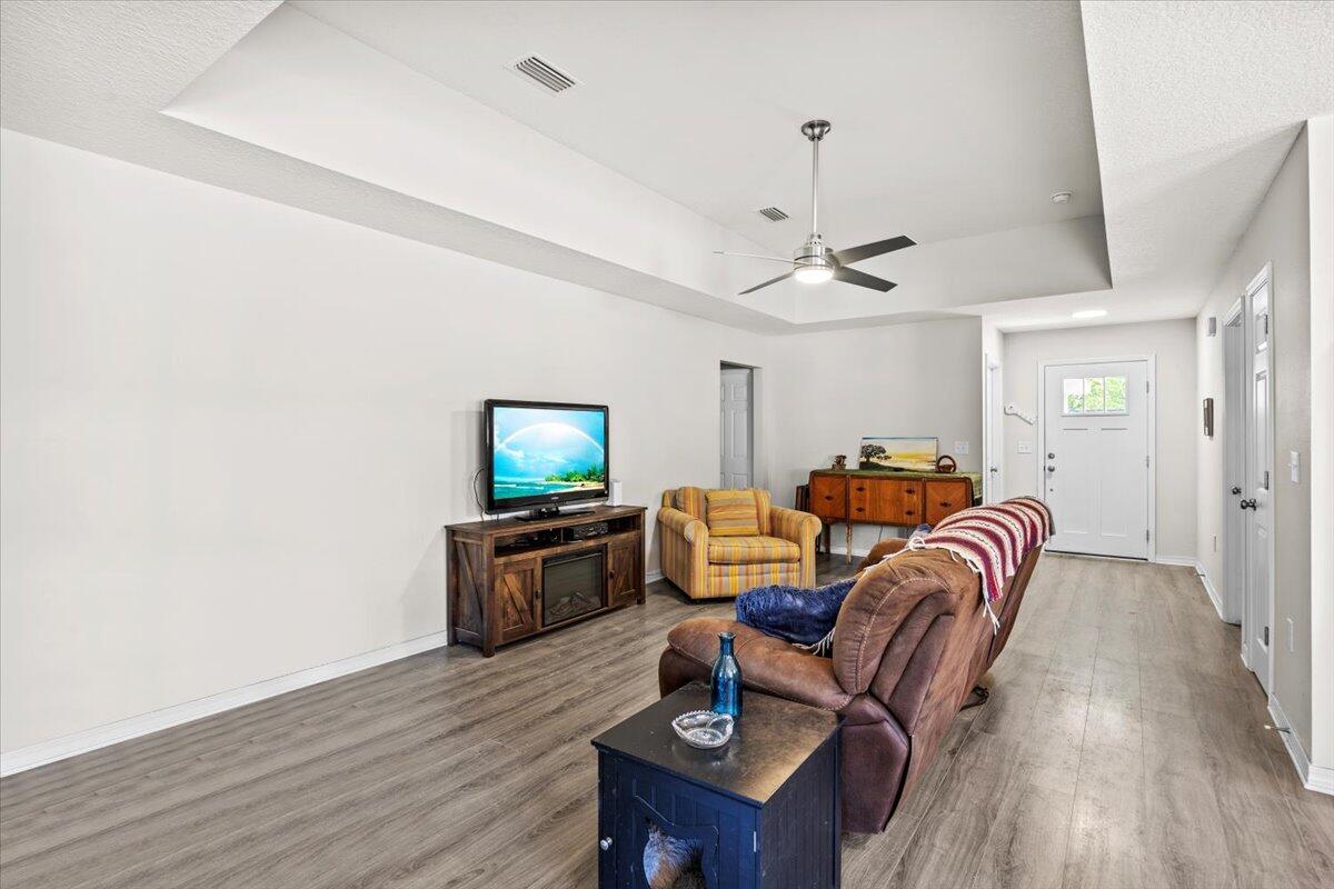 GARDEN CITY - Residential