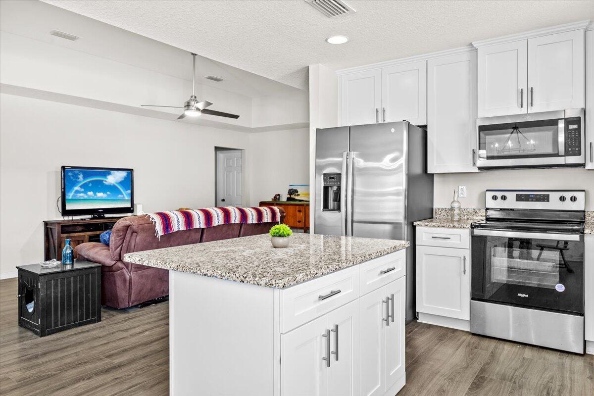 GARDEN CITY - Residential