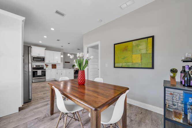 CRESCENT SHORES - Residential