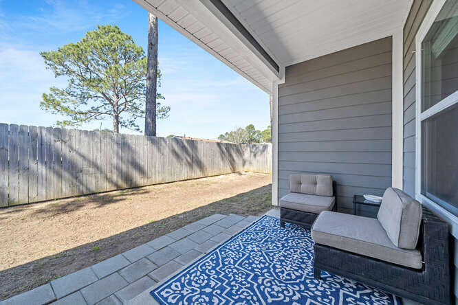 CRESCENT SHORES - Residential