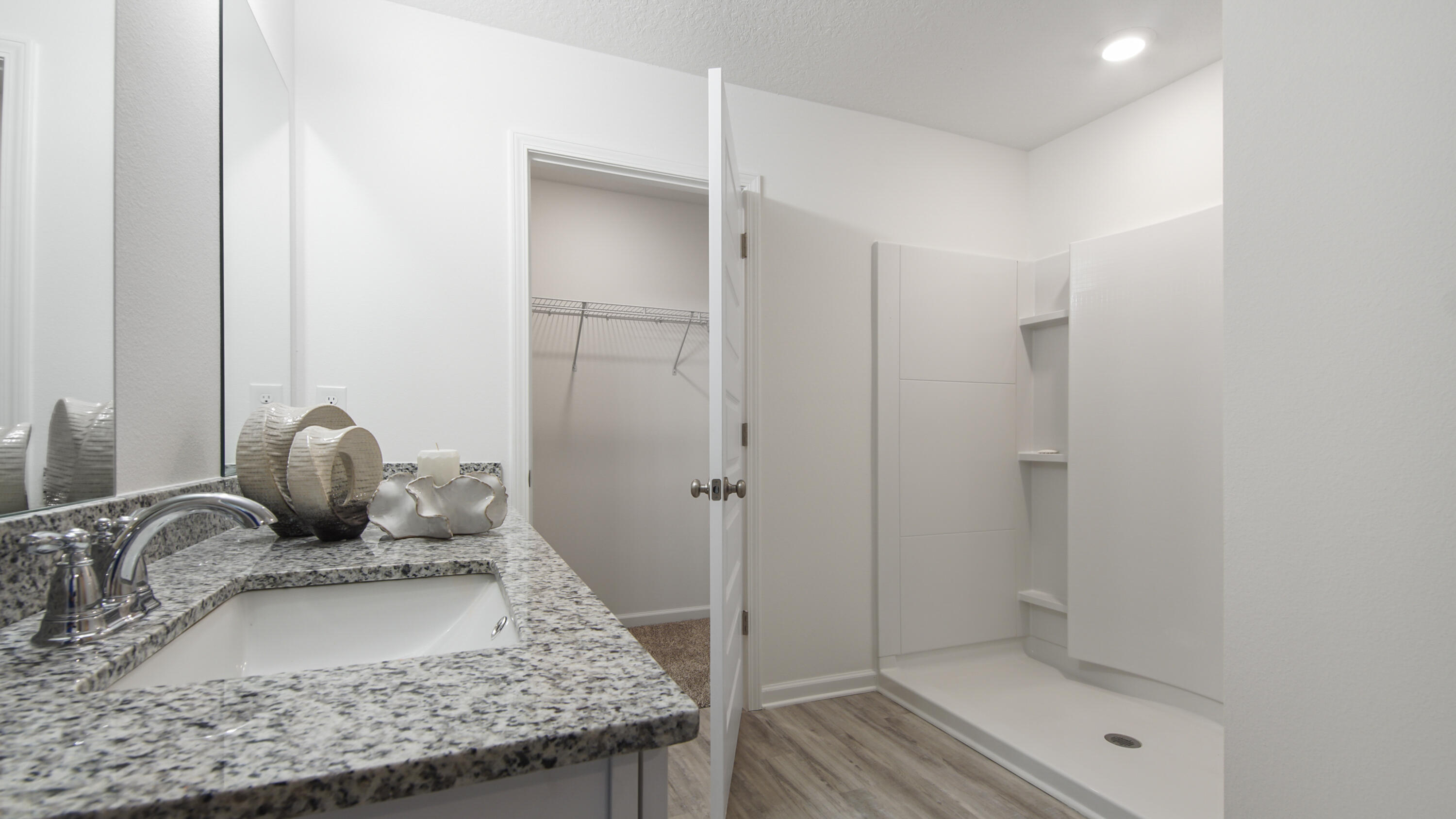 RIVERWALK PH I - Residential