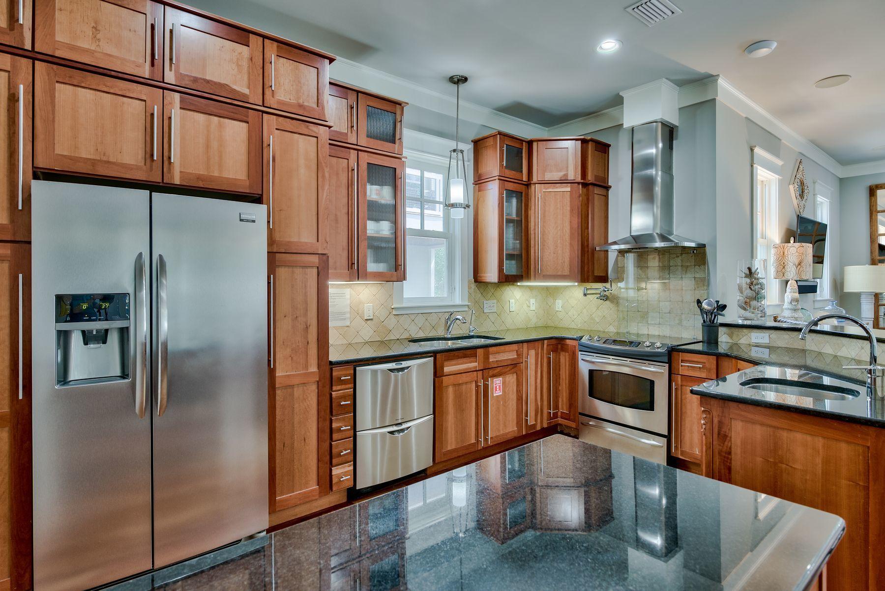 SEAGROVE 2ND ADDN - Residential
