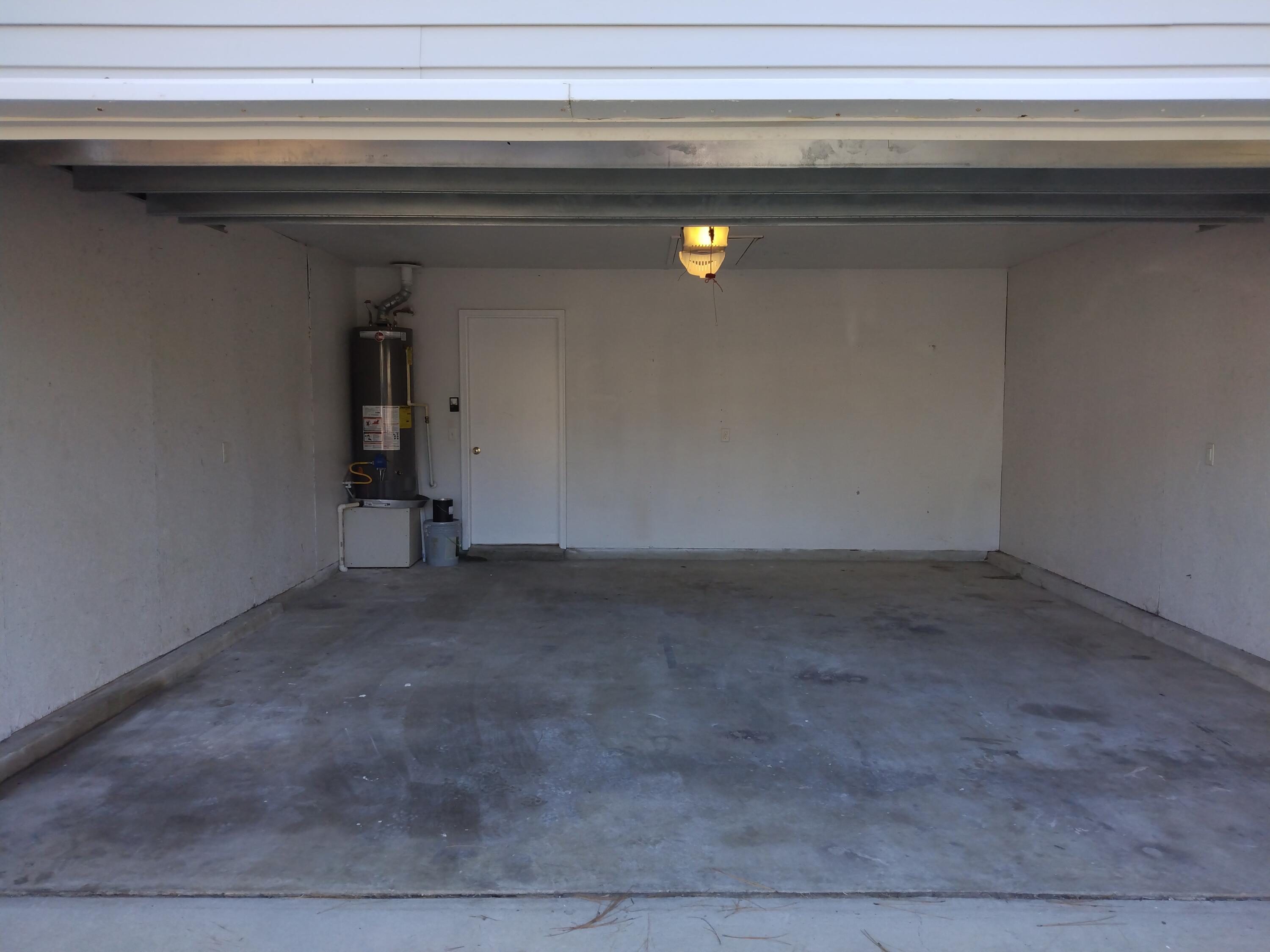 NORTHVIEW ESTATES - Residential Lease