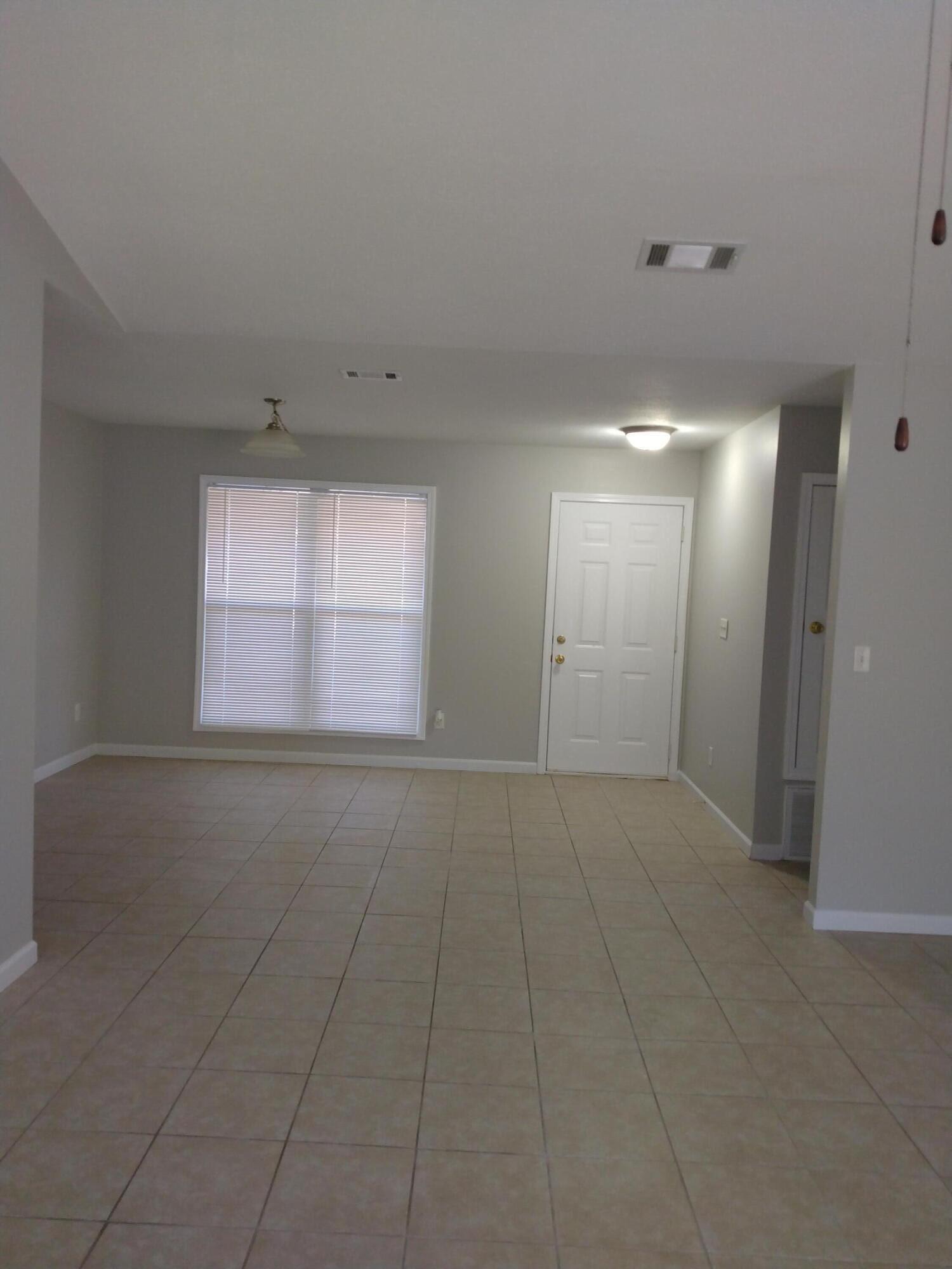 NORTHVIEW ESTATES - Residential Lease