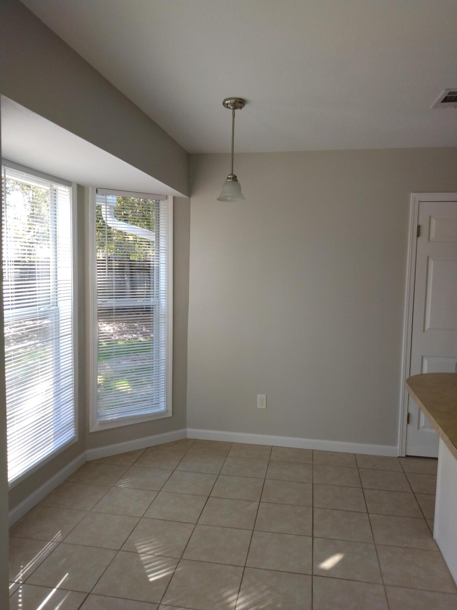 NORTHVIEW ESTATES - Residential Lease