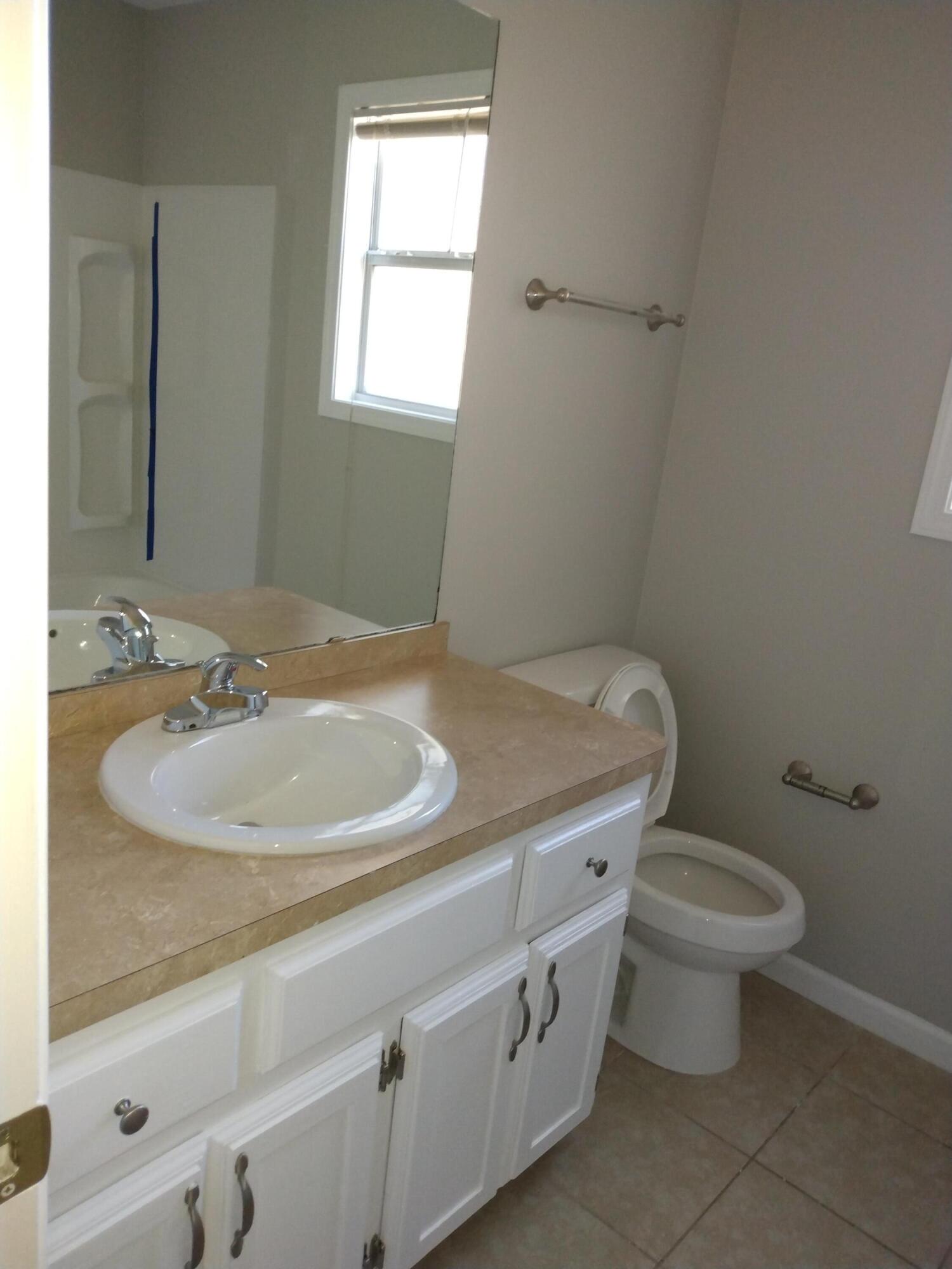 NORTHVIEW ESTATES - Residential Lease