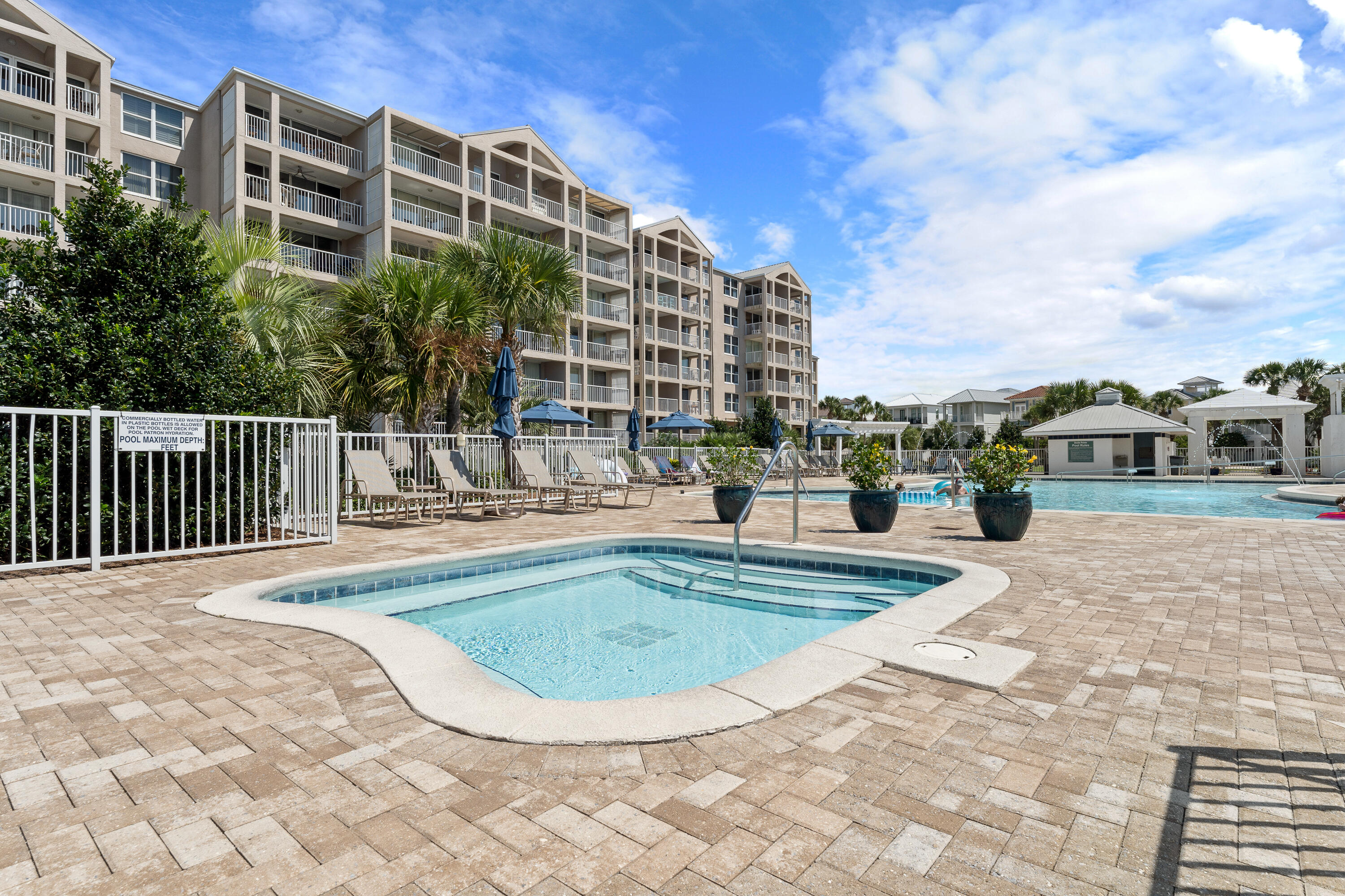 DESTIN POINTE - Residential