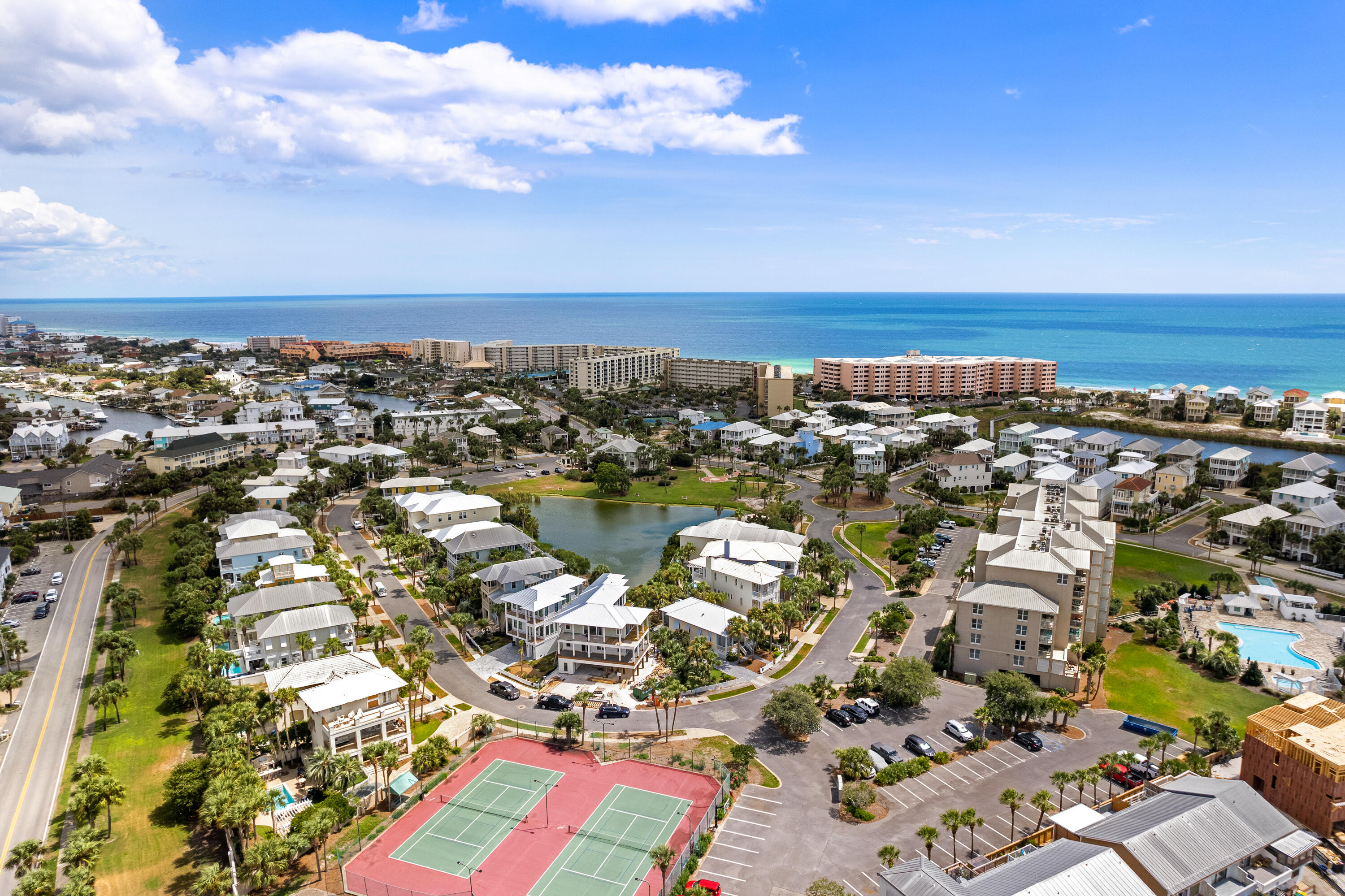 DESTIN POINTE - Residential
