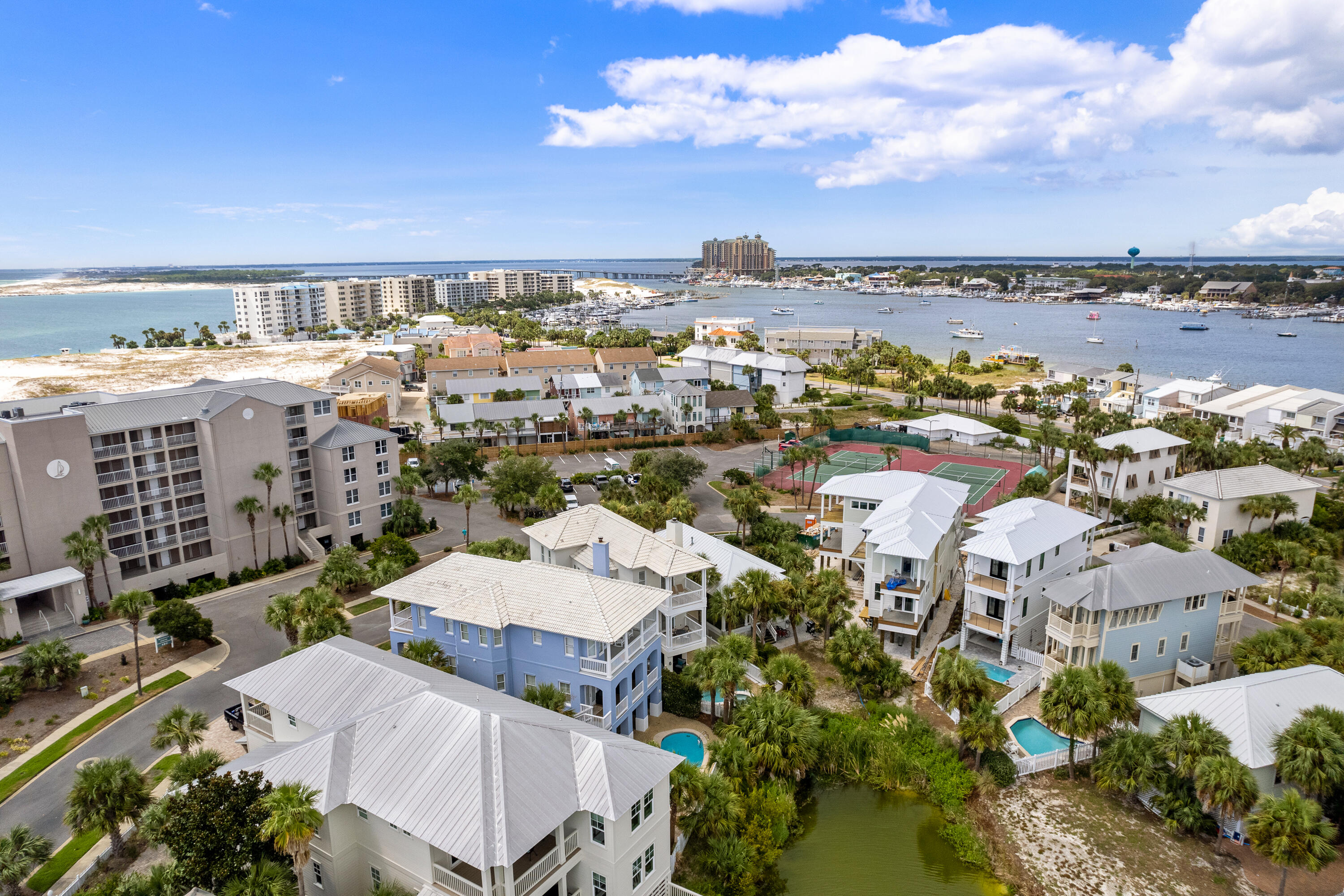 DESTIN POINTE - Residential