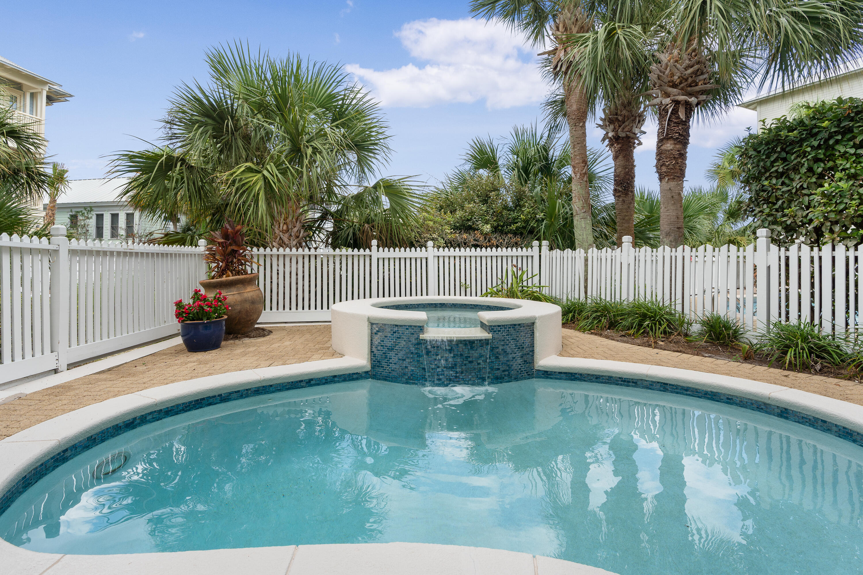 DESTIN POINTE - Residential