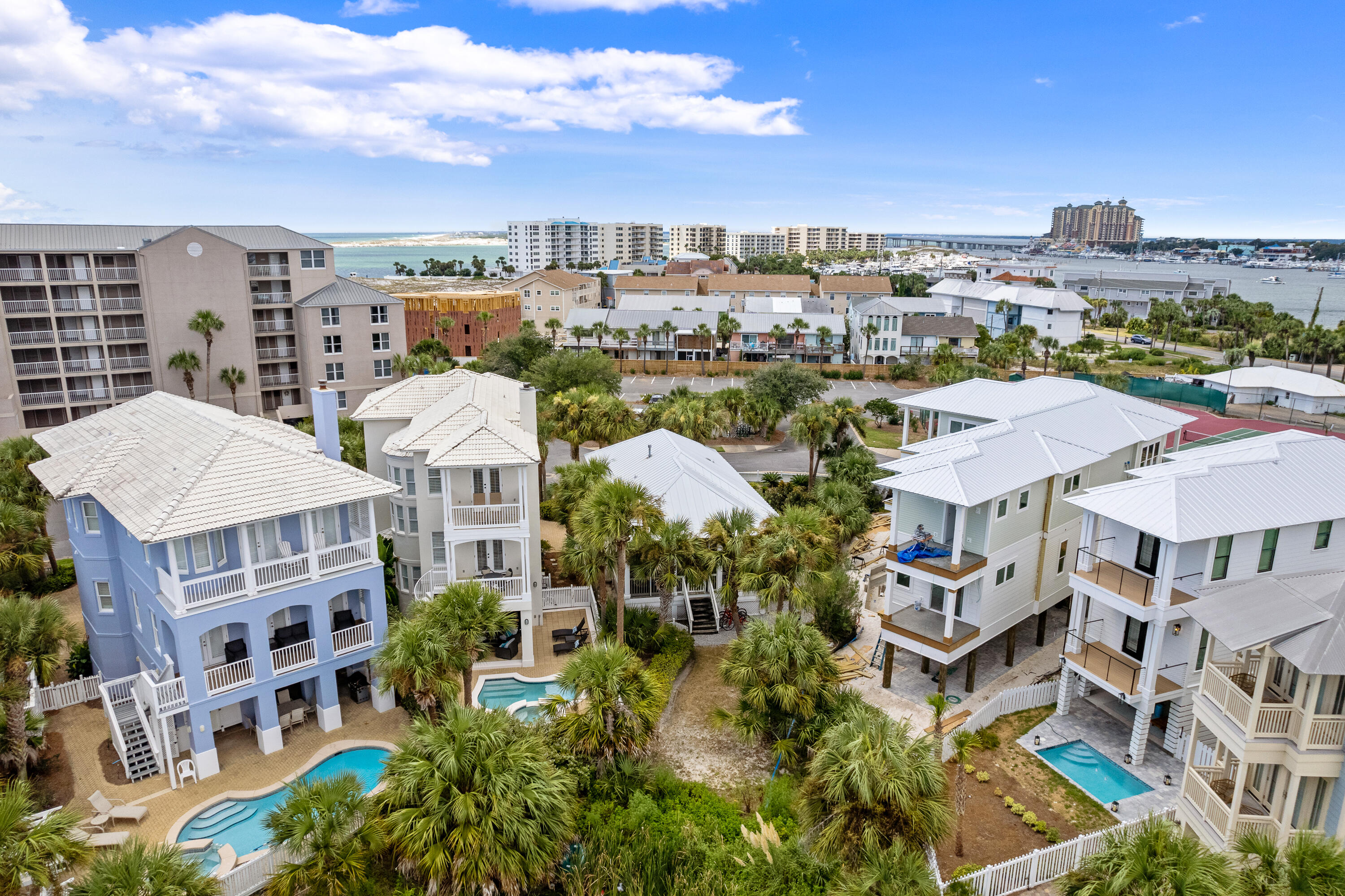 DESTIN POINTE - Residential