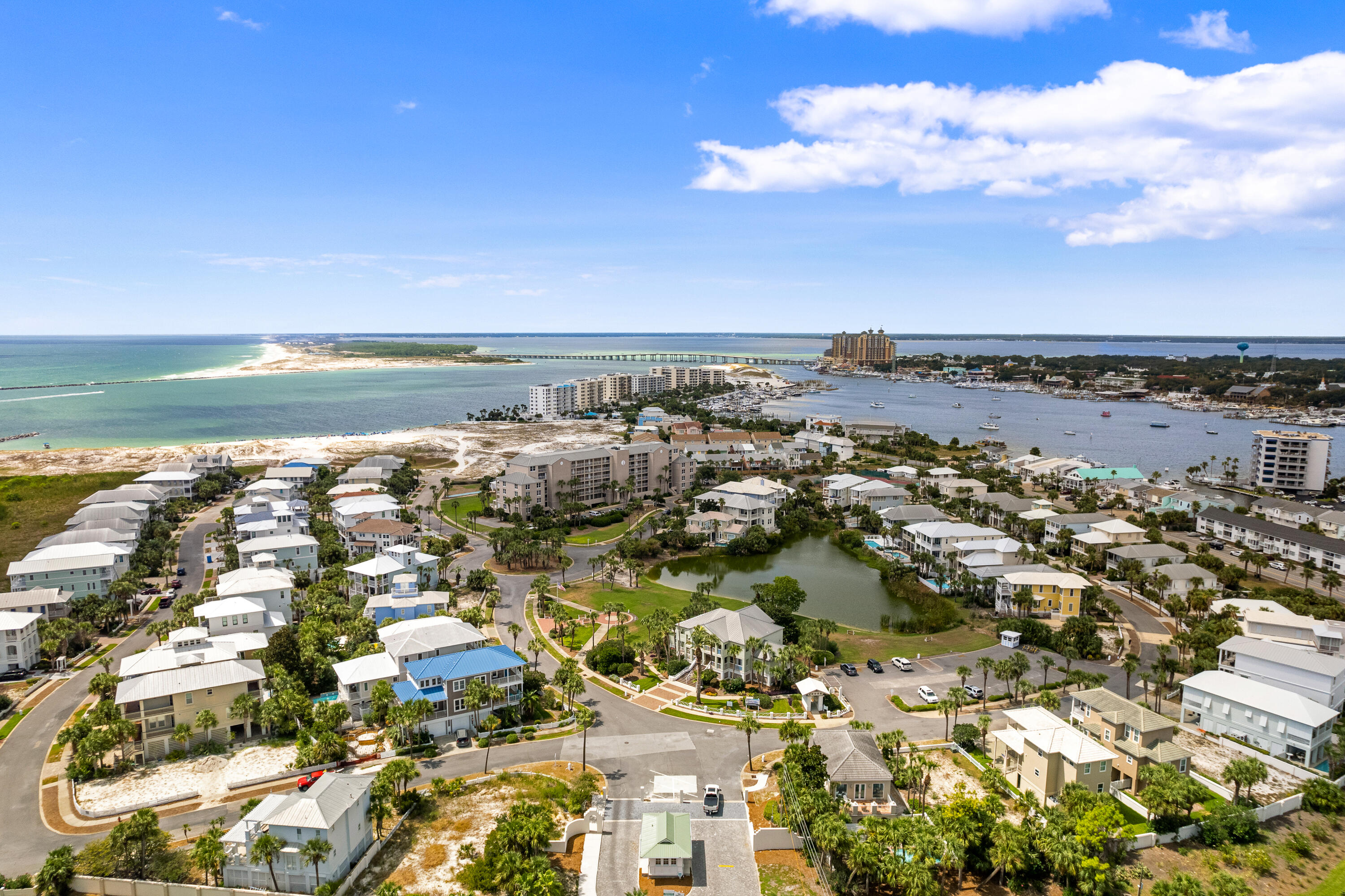 DESTIN POINTE - Residential