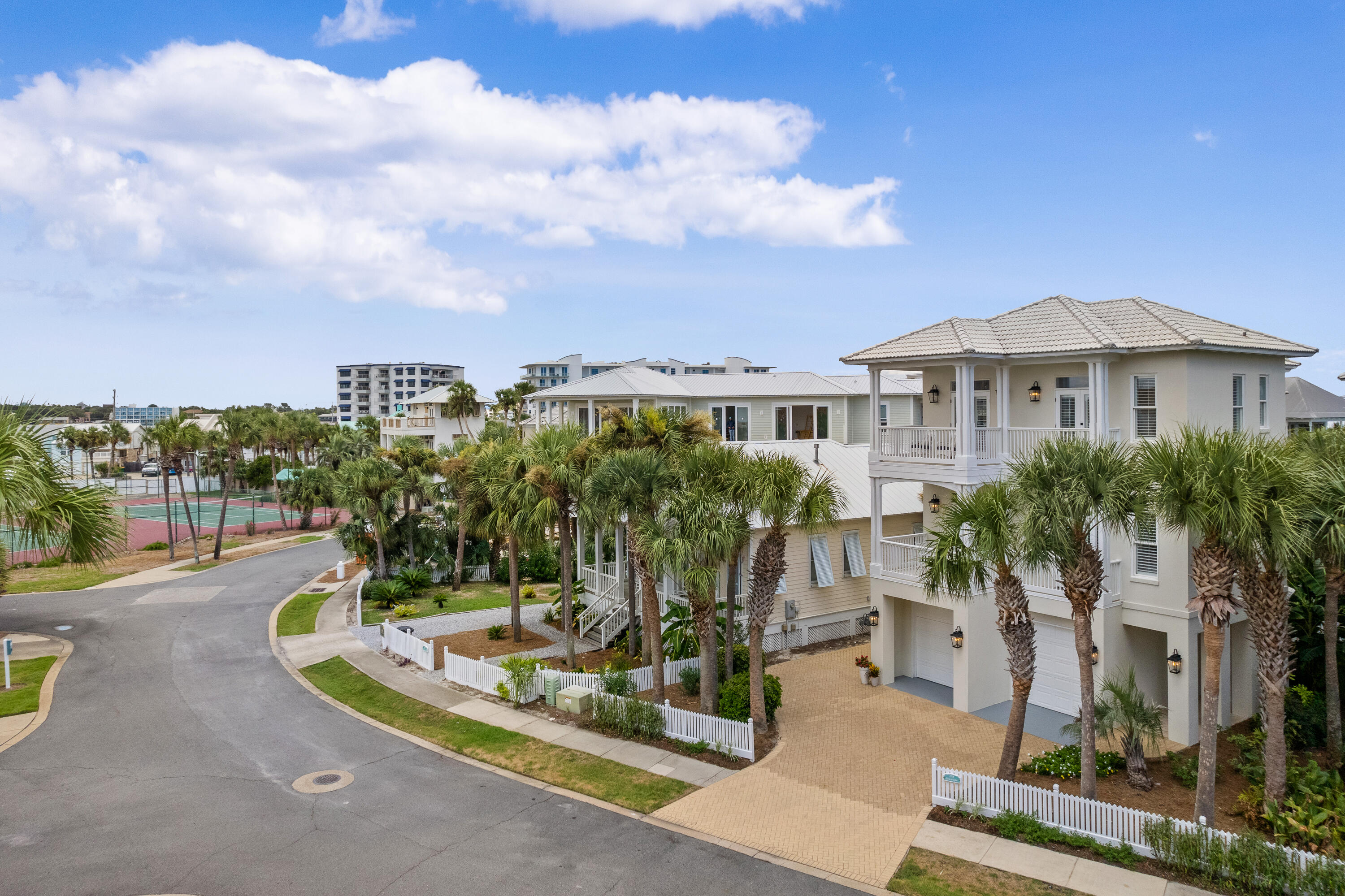 DESTIN POINTE - Residential