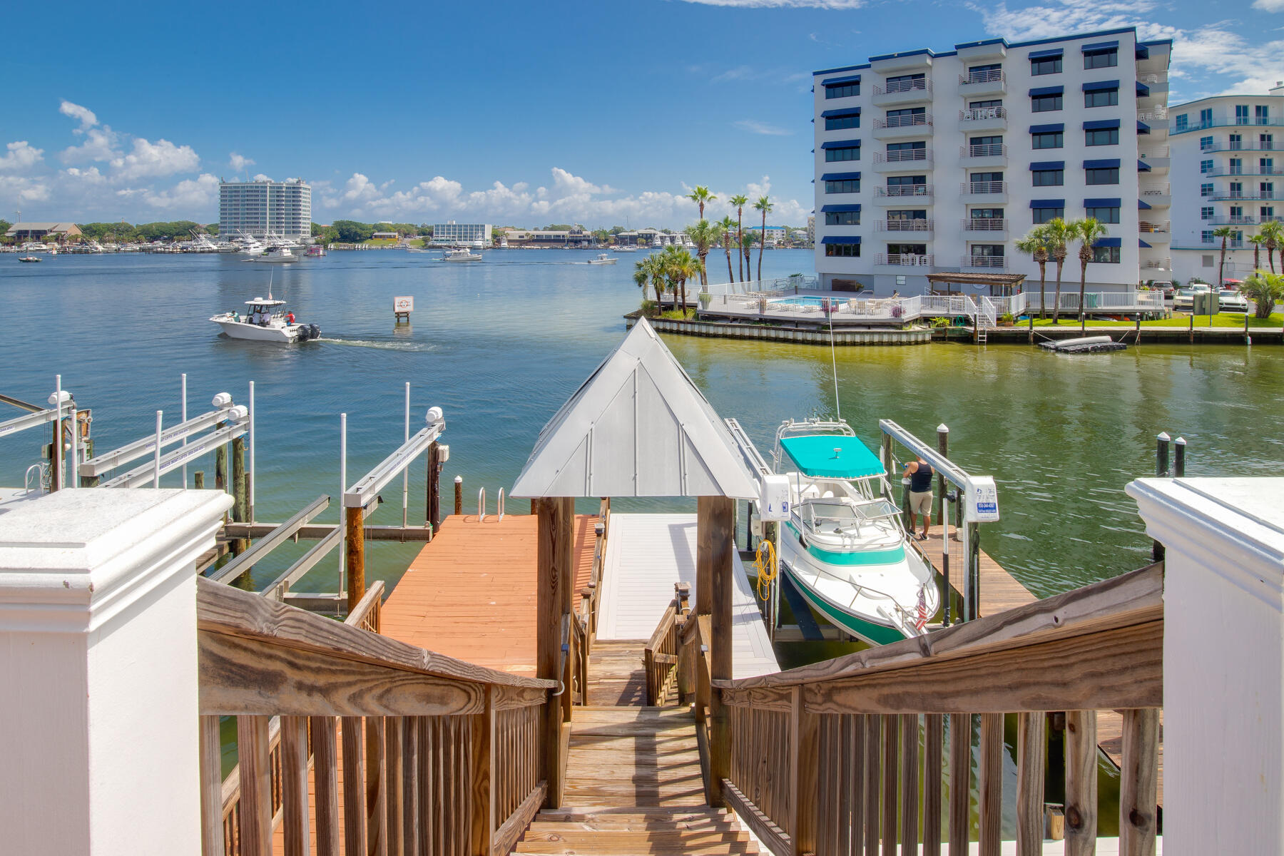 HOLIDAY ISLE #7 - Residential