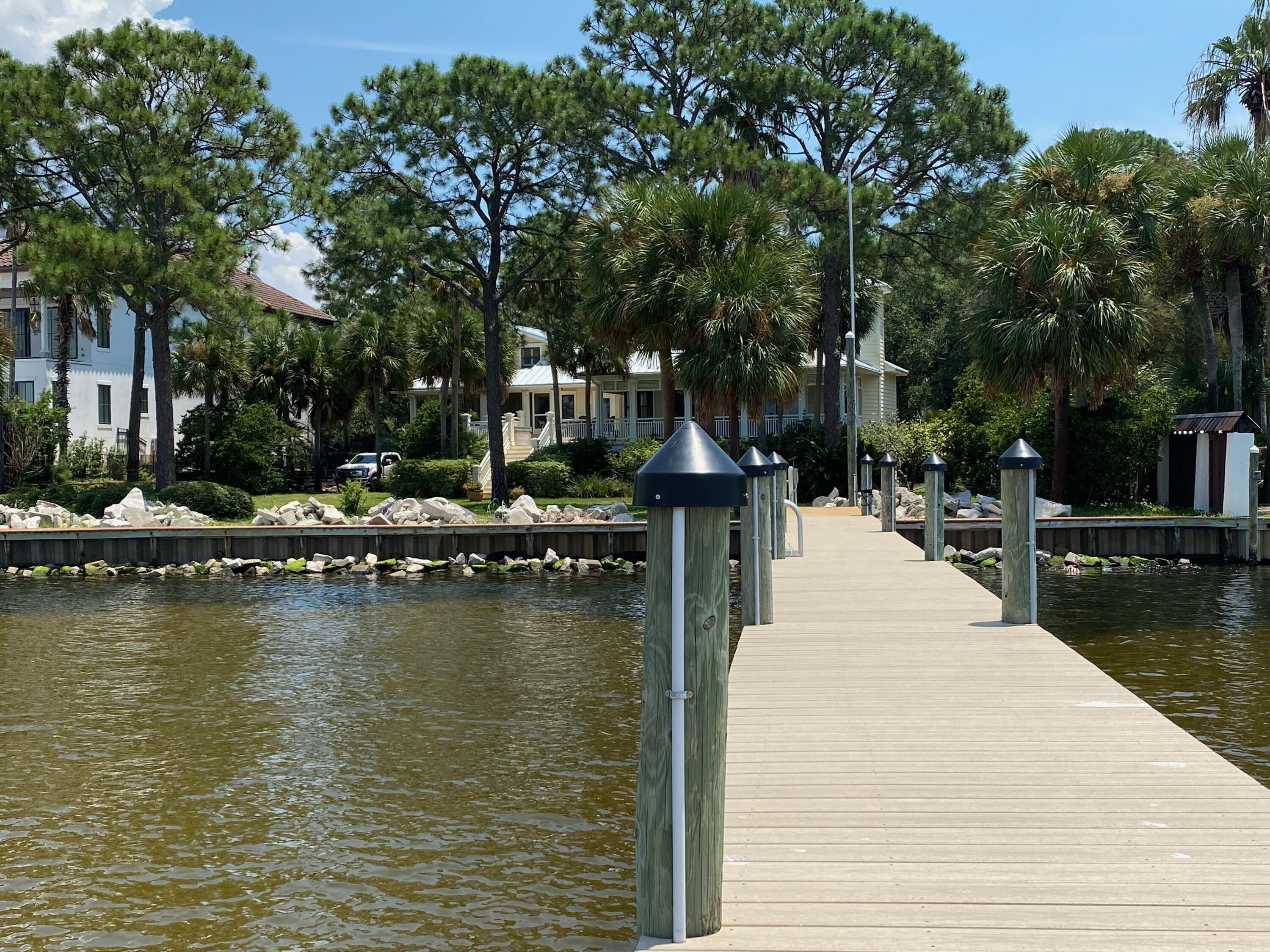 COBBS PT LOT 9 AS OR 1093-135 - Residential