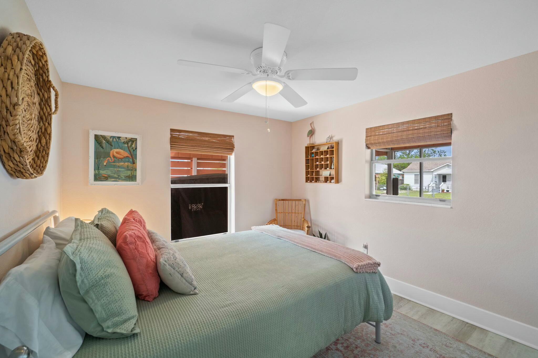 522 E 4th Street
