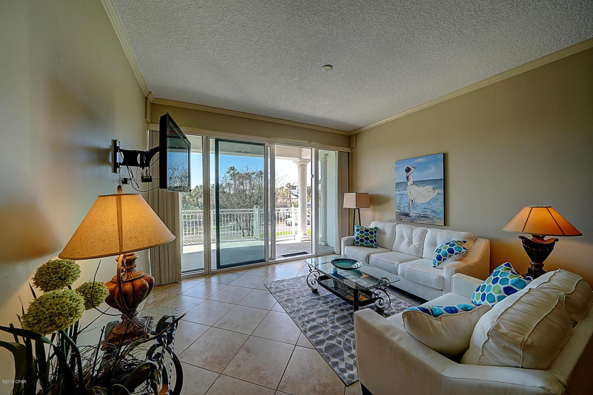 ALEXANDER AT PALM COURT - Residential