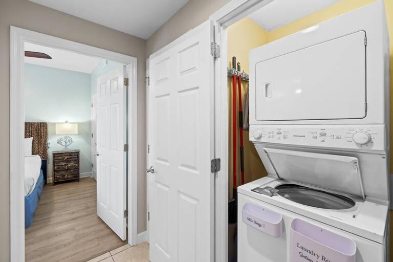 Splash Condo - Residential
