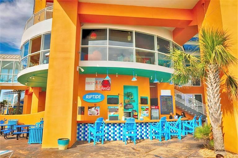 Splash Condo - Residential
