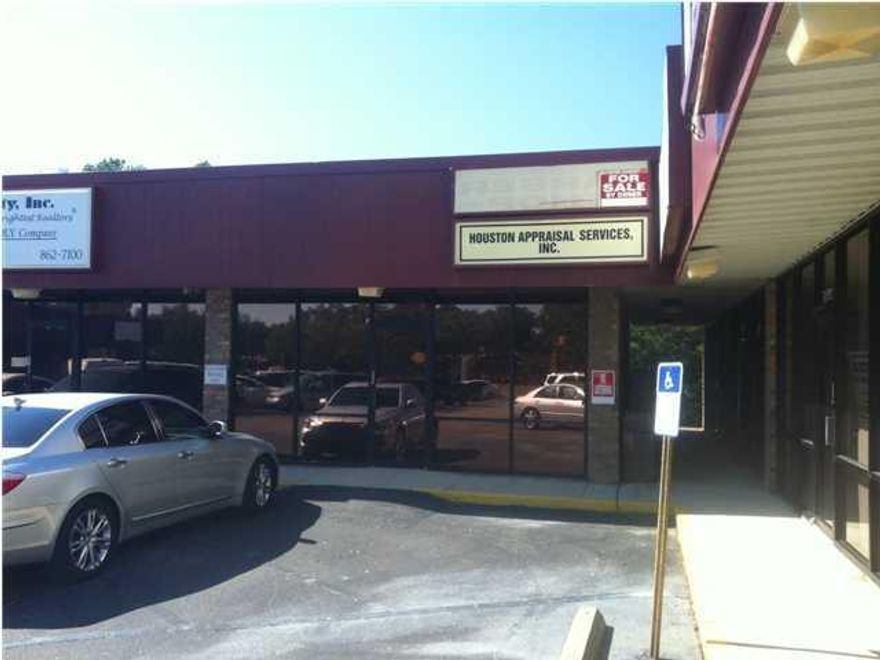 Prime office space on Mary Esther Boulevard already furnished and ready to start or upgrade your business!! 2 units turned into one excellent floor plan!Complete with 3 furnished offices, multiple work stations, conference room with beautiful table,and phone system in place. Turn key! Do not miss out on this affordable opportunity to grow your business!!