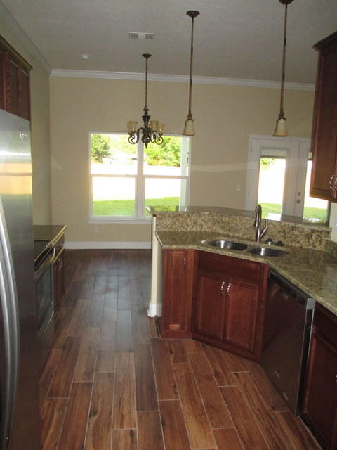 CRESENT SHORES - Residential Lease