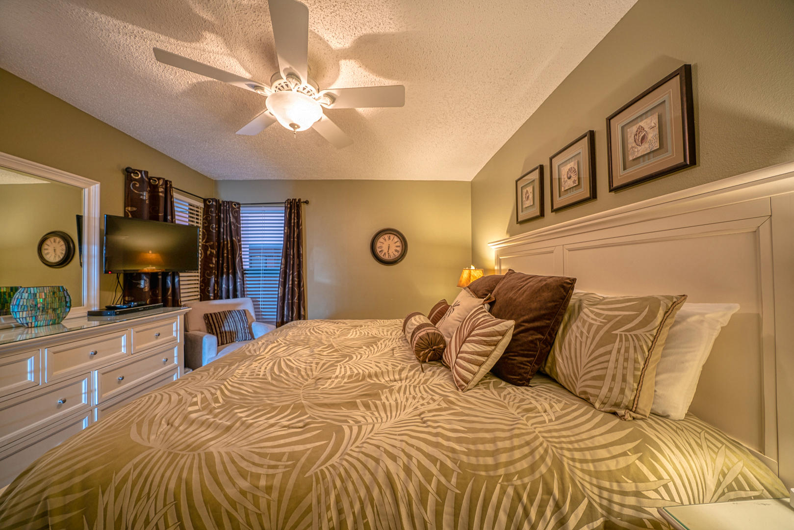 JETTY EAST CONDO - Residential