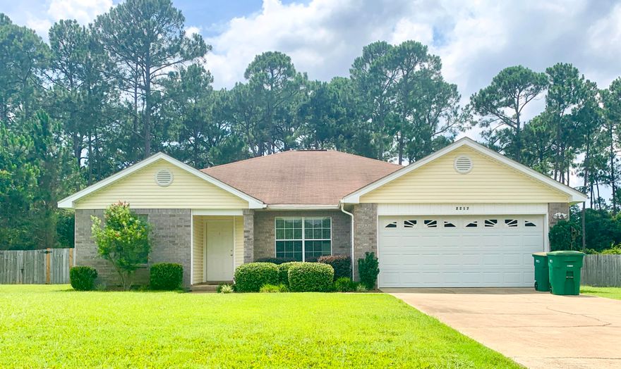 THIS HOME IS A MUST SEE. CUSTOM HOME BUILT 2005 BY CE WILLIAMS CONSTRUCTION COMPANY, INC. WARM AND COZY HOME LOCATED IN PRIME AREA OF NAVARRE. LOOKING FOR A HOME WITH MANY UP GRADES THIS IS IT. SPLIT FLOOR PLAN, 4 BEDROOMS 2 FULL BATHS WITH WOOD BURNING FIREPLACE. AS YOU, ENTER THIS LOVELY HOME. YOU WILL NOTICE THE CERAMIC TILE ENTRY WAY. AS YOU STROLL INTO THE DINING AREA & THAT DREAMY KITCHEN WITH ALL WOOD CABINETS AND BEAUTIFUL HARDWOOD FLOORING. THAT JUST GLEAM, AND WONDERFUL LIGHTING FIXTURES. RELAX IN YOUR LIVING ROOM A COZY UP TO YOUR WOOD BURNING FIRE PLACE. LARGE MASTER BEDROOM, PRIVATE BATHROOM; DOUBLE SINKS AND WALK IN CLOSET. THERE ARE 3 MORE BEDROOMS AND ANOTHER FULL BATH WITH DOUBLE SINKS TUB AND SHOWER FOR THE FAMILY AND YOUR GUEST TO UNWIND I IMMACULATE CONDITION