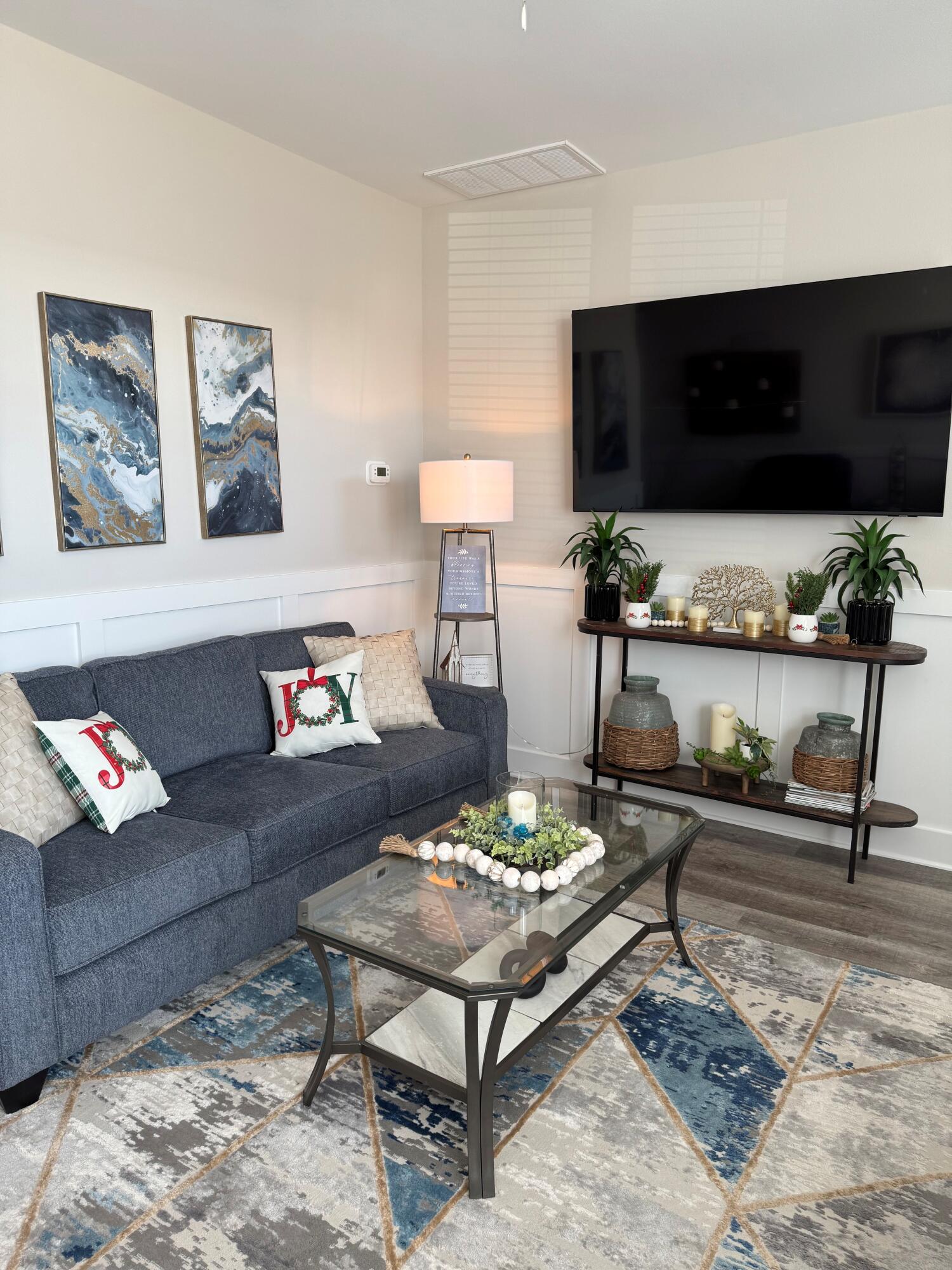 KAKE COTTAGES - Residential