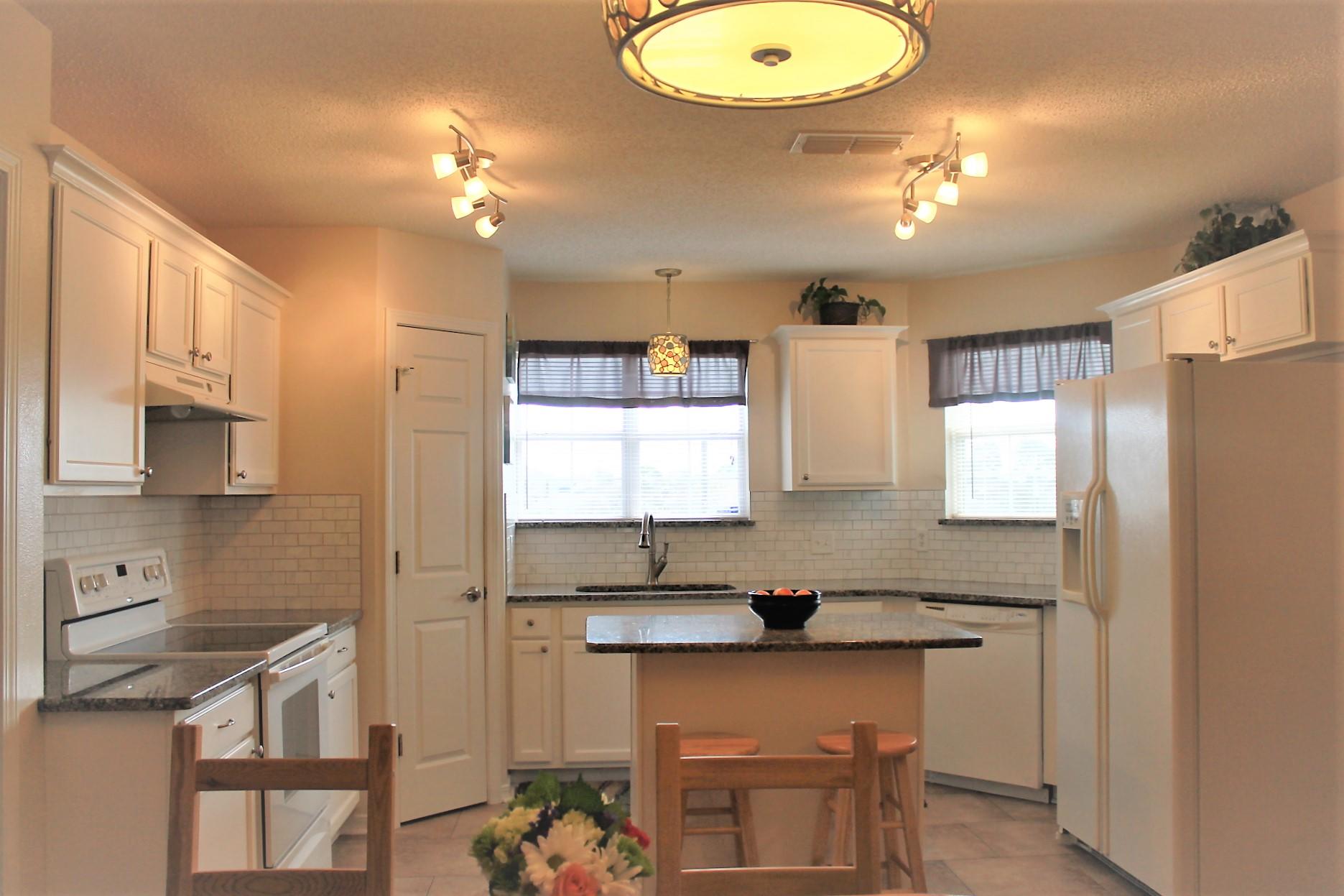 COUNTRYVIEW ESTATES 10TH ADDN - Residential