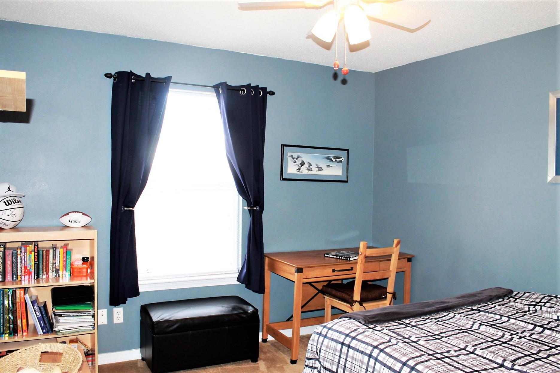 COUNTRYVIEW ESTATES 10TH ADDN - Residential