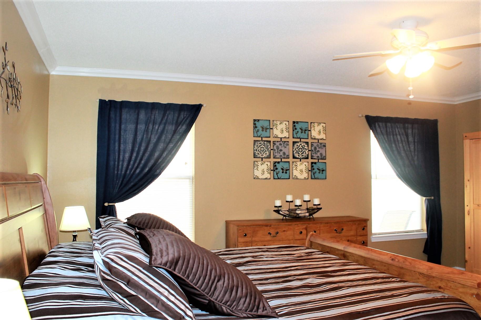 COUNTRYVIEW ESTATES 10TH ADDN - Residential