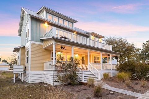 102 Goldfish Court Port St. Joe FL 32456