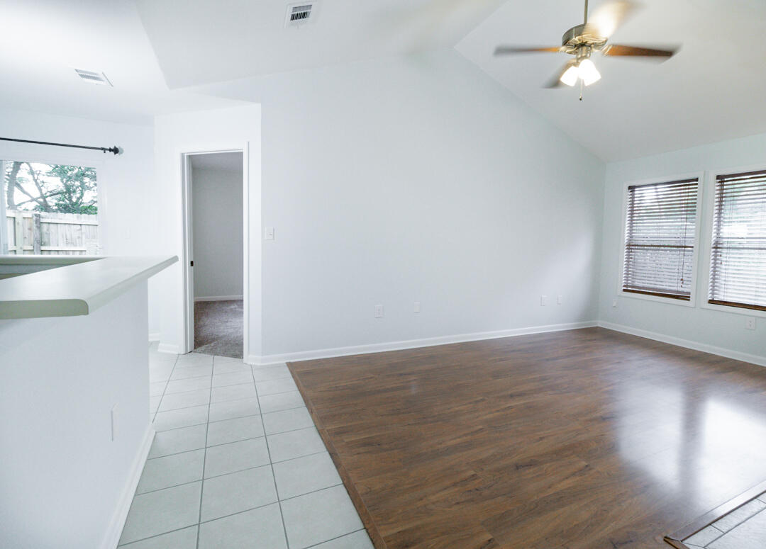 PARKWOOD AT BLUEWATER BAY - Residential Lease