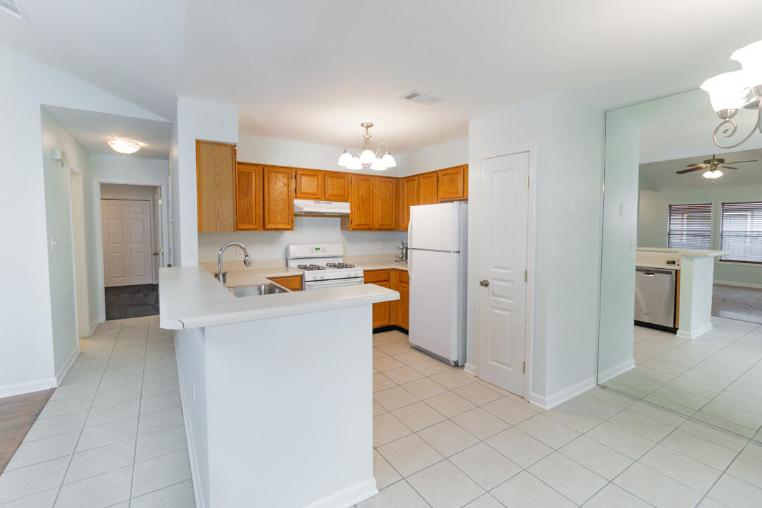 PARKWOOD AT BLUEWATER BAY - Residential Lease