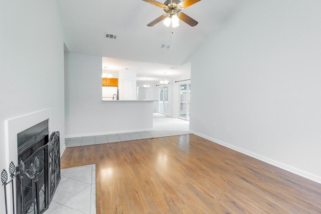 PARKWOOD AT BLUEWATER BAY - Residential Lease