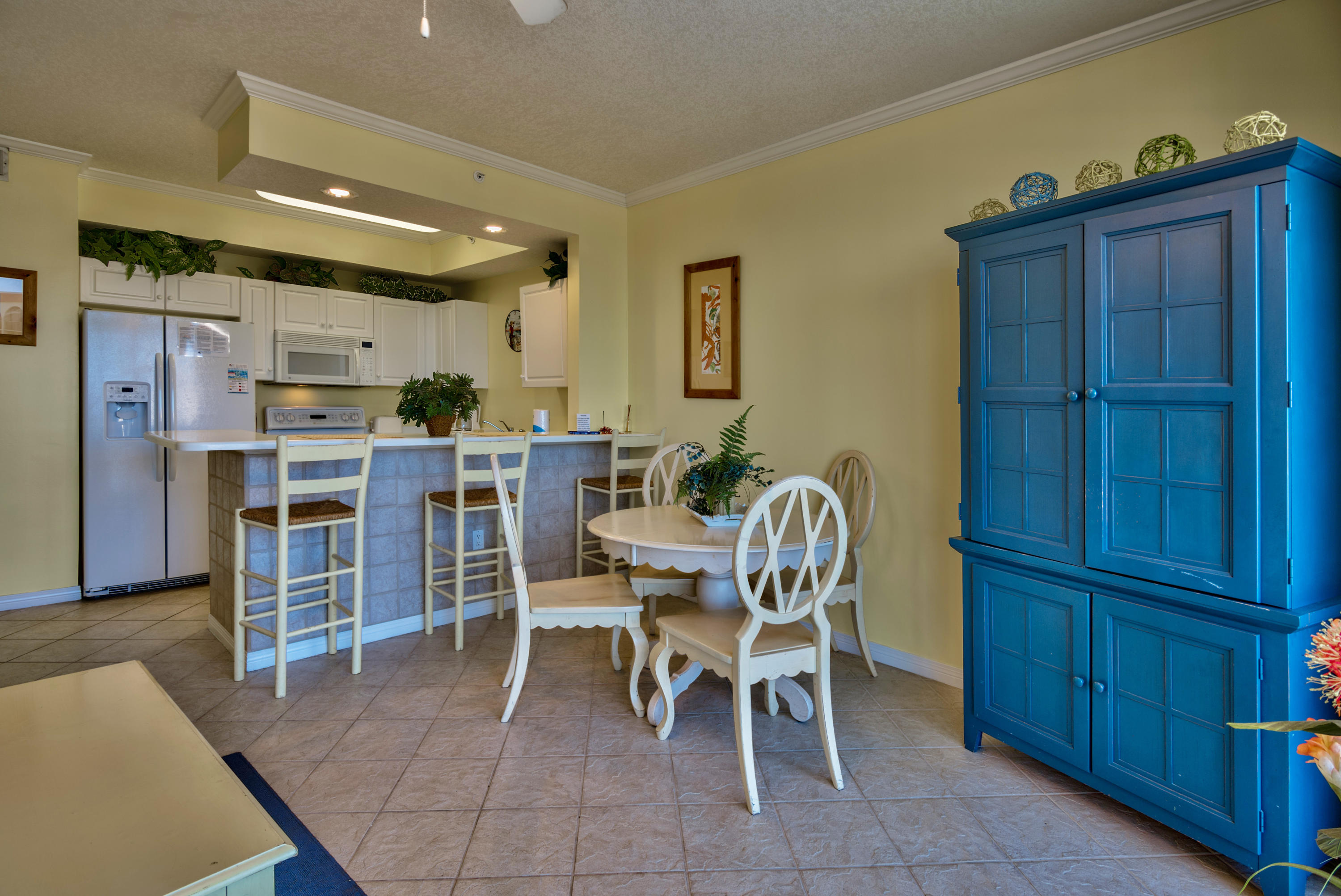 DESTIN WEST BEACH & BAY RESORT-GULFSIDE - Residential